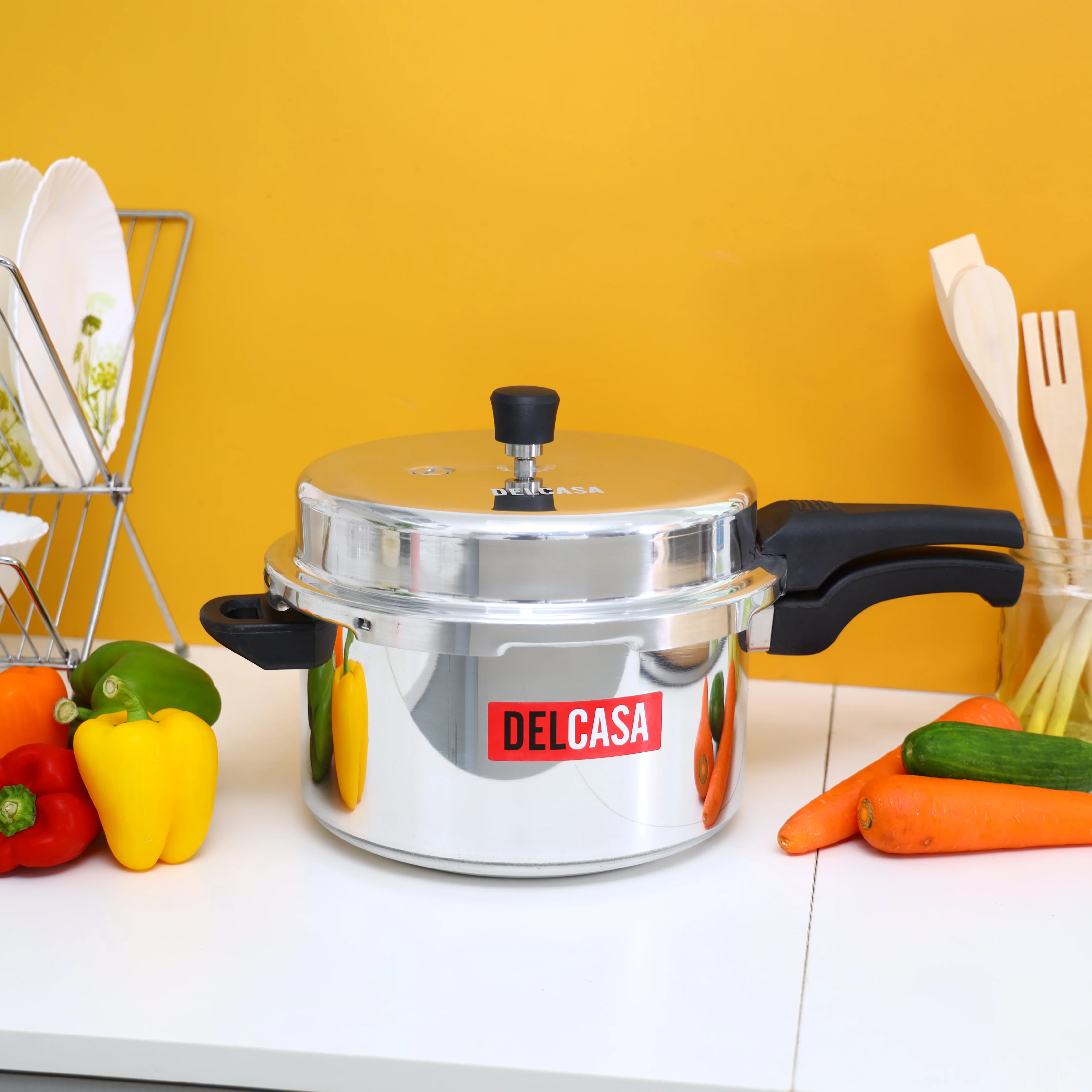 Delcasa DC1125 7.5L Aluminium Pressure Cooker| featuring durable body, anti-implosion lid| improved pressure regulator, encapsulated bottom & extra safety valve| - Image 3