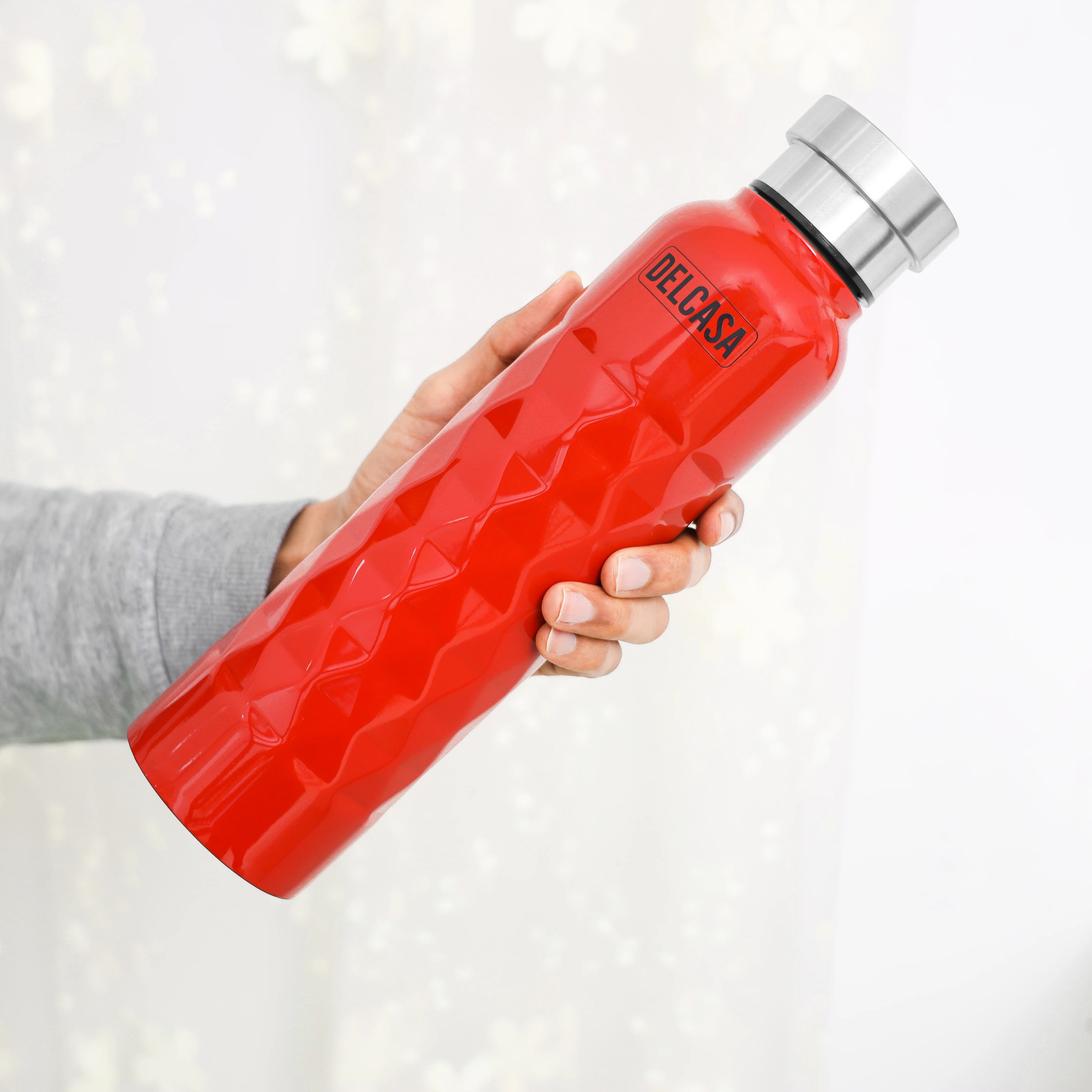 Delcasa DC1587 Stainless Steel Water Bottle 1000ML| features a leak-resistant lid & durable reusable body| stylish textured design & grip finish & Easy to Clean| - Image 3