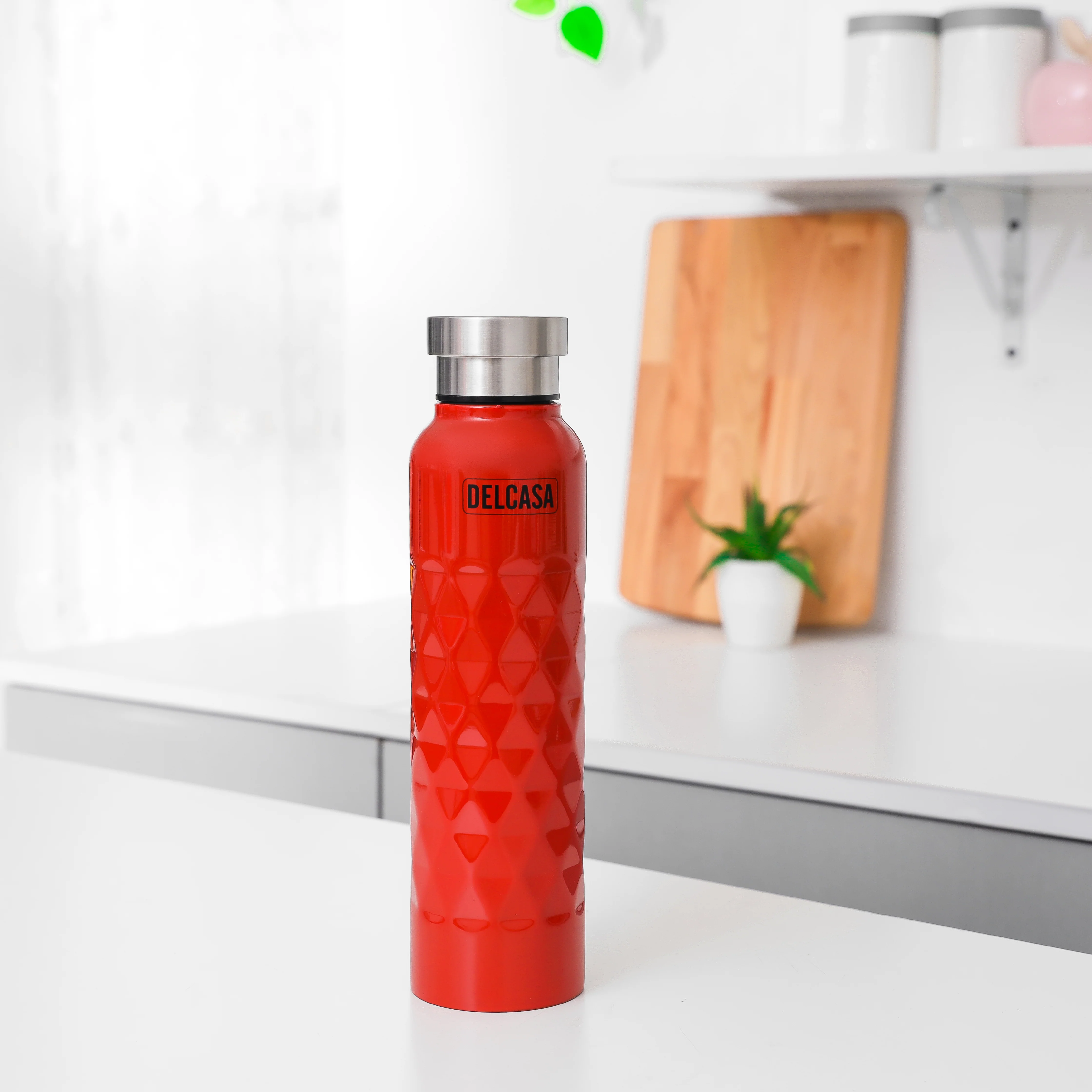 Delcasa DC1587 Stainless Steel Water Bottle 1000ML| features a leak-resistant lid & durable reusable body| stylish textured design & grip finish & Easy to Clean| - Image 4