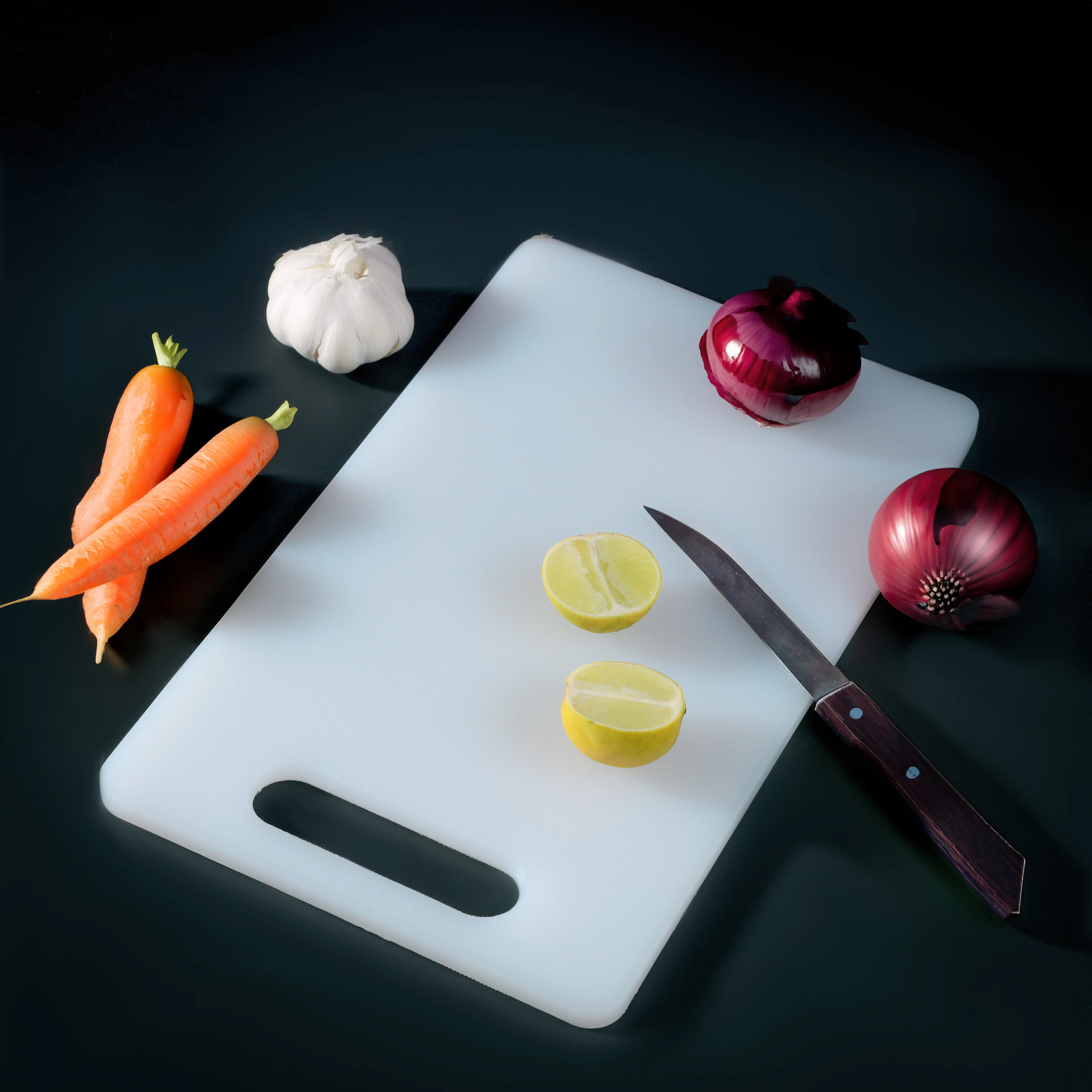 Delcasa DC1638 PE Cutting Board| durable & hygienic for daily chopping| lightweight design with handle slot for easy grip, lifting & convenient hanging storage| - Image 5
