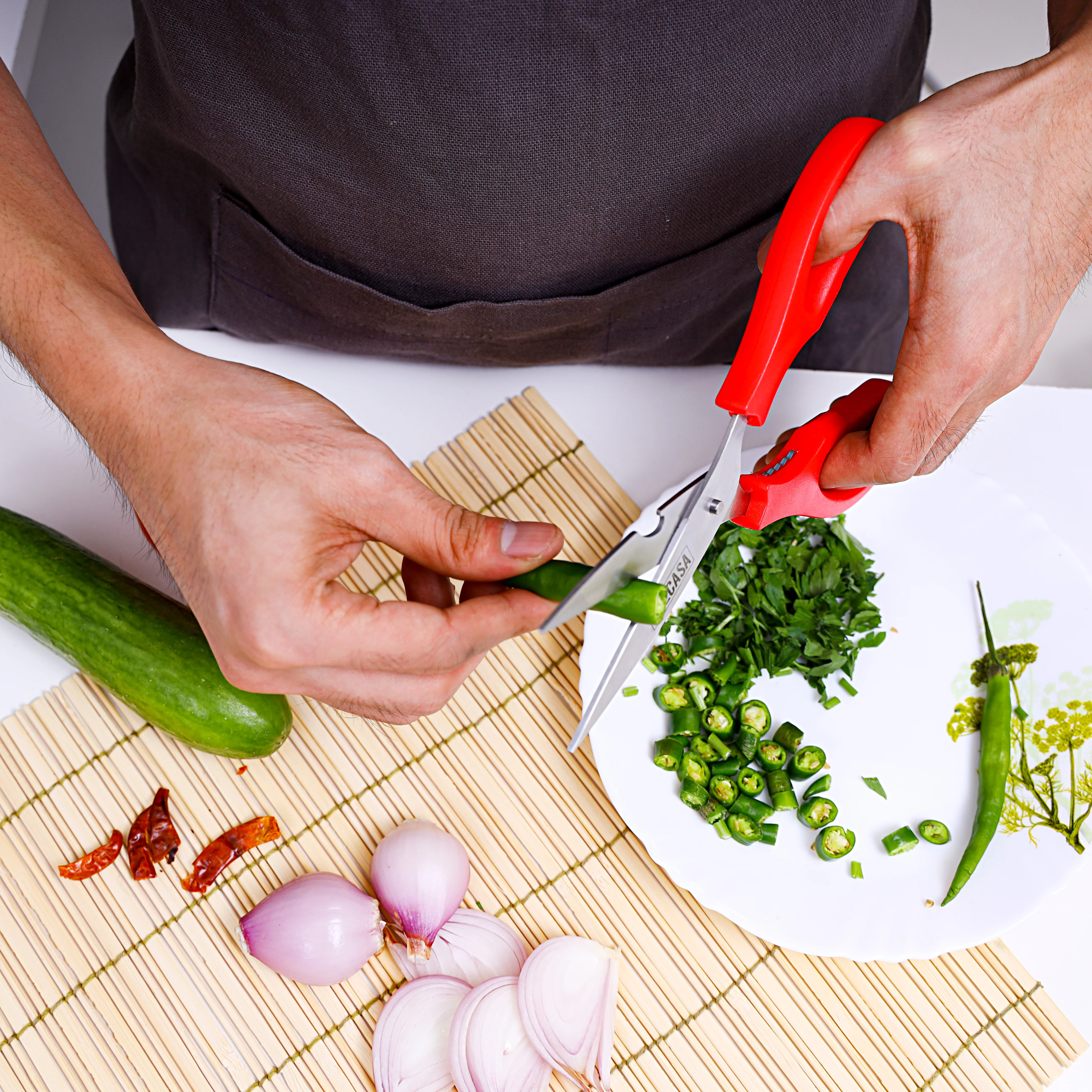 Delcasa DC1842 8" Kitchen Scissors| stainless steel blades & ergonomic handles, perfect for multipurpose cutting, trimming, and food prep for daily kitchen use| - Image 2