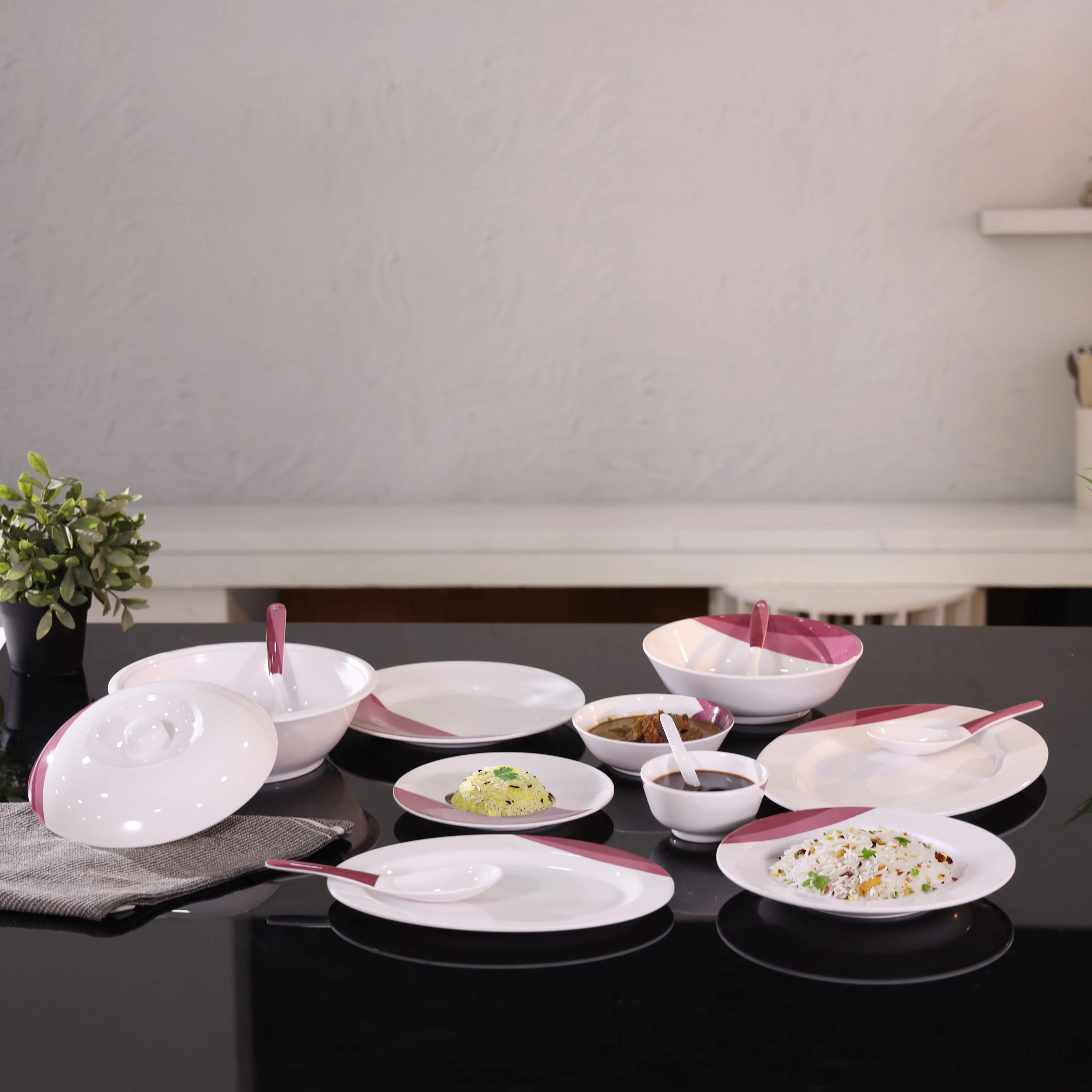 Delcasa DC2107 54PCS Melamine Dinner Set| Amber Tint, Lightweight Chip Resistant & Stain Resistant| Dishwasher Safe Tableware Set for Everyday Dining & Serving| - Image 3