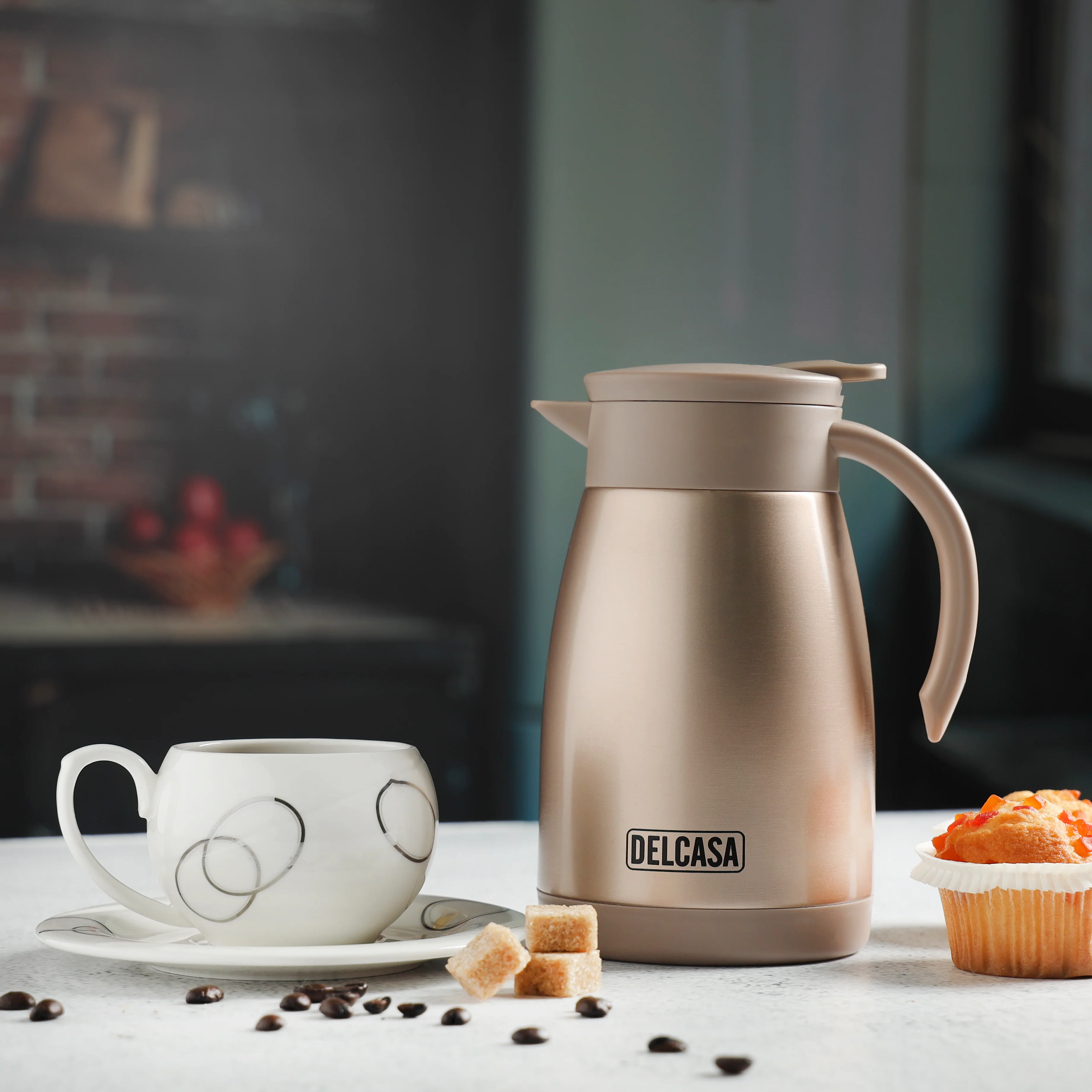 Delcasa DC2131 stainless steel coffee pot| 1000ml capacity, BPA free construction & Ideal for serving hot or cold beverages| easy pour spout & ergonomic handle| - Image 3