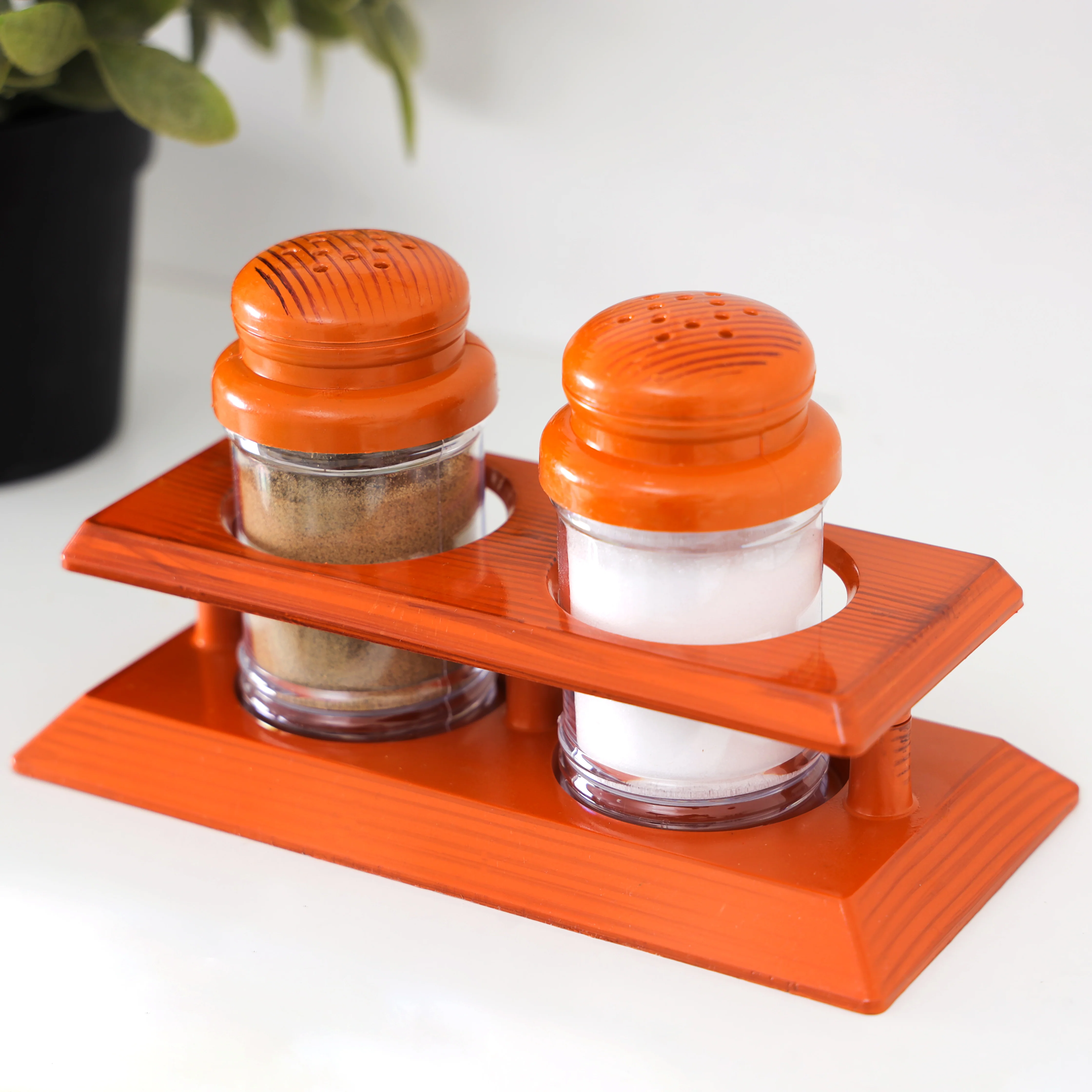 Delcasa DC2154 Salt & Pepper Shaker Set | 2 shakers with 68ml capacity each| polymer build, elegant and hygienic design, break-resistant body with compact size| - Image 2