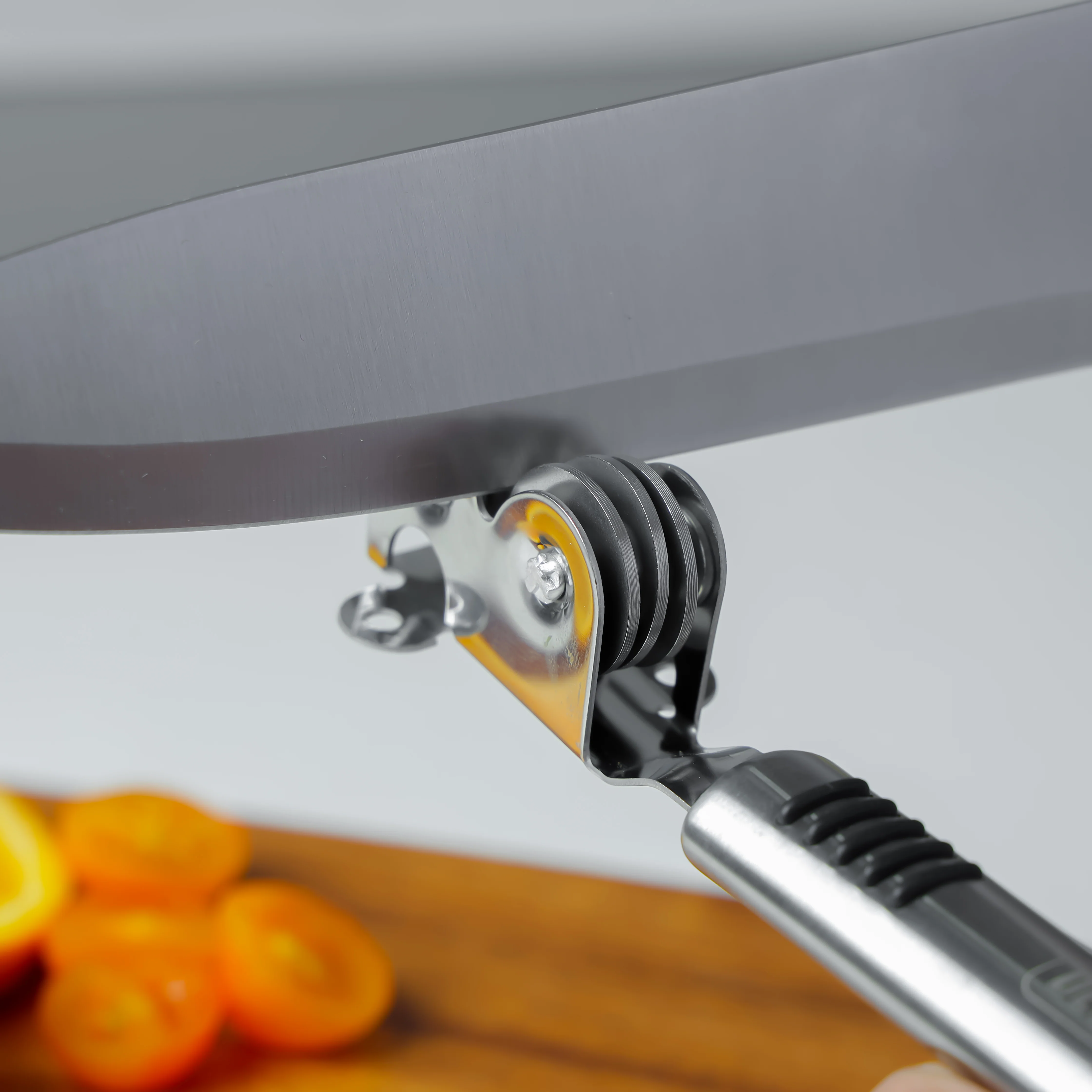 Delcasa DC2500 3-in-1 Kitchen Scissors| stainless steel blades, bottle opener and nut cracker| ergonomic dishwasher-safe multipurpose kitchen tool for daily use| - Image 3