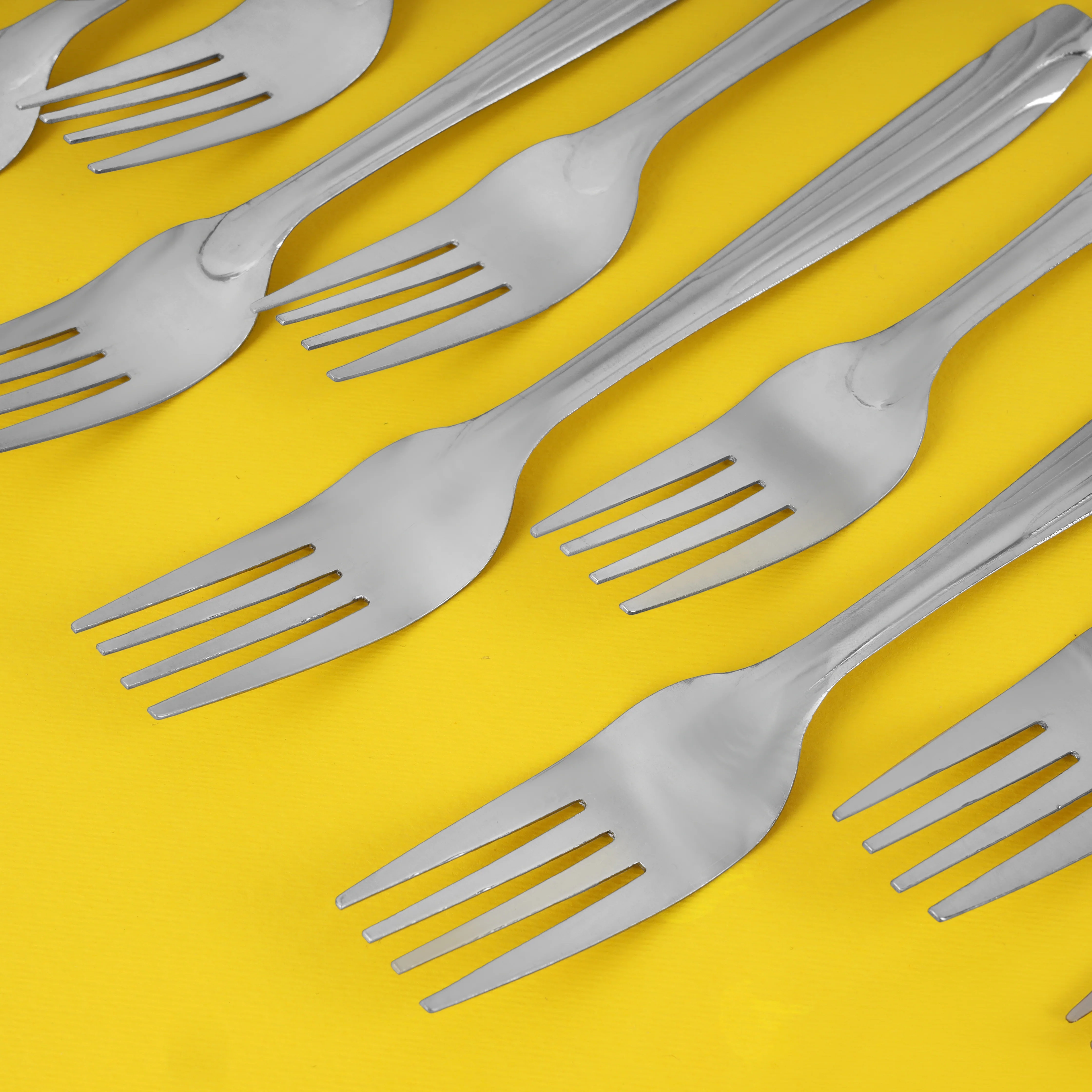 Delcasa DC3147 Stainless Steel Cutlery Set| 12PCS tablespoons, with forks & teaspoons| in durable, Lightweight, dishwasher-safe steel for modern home use daily| - Image 5