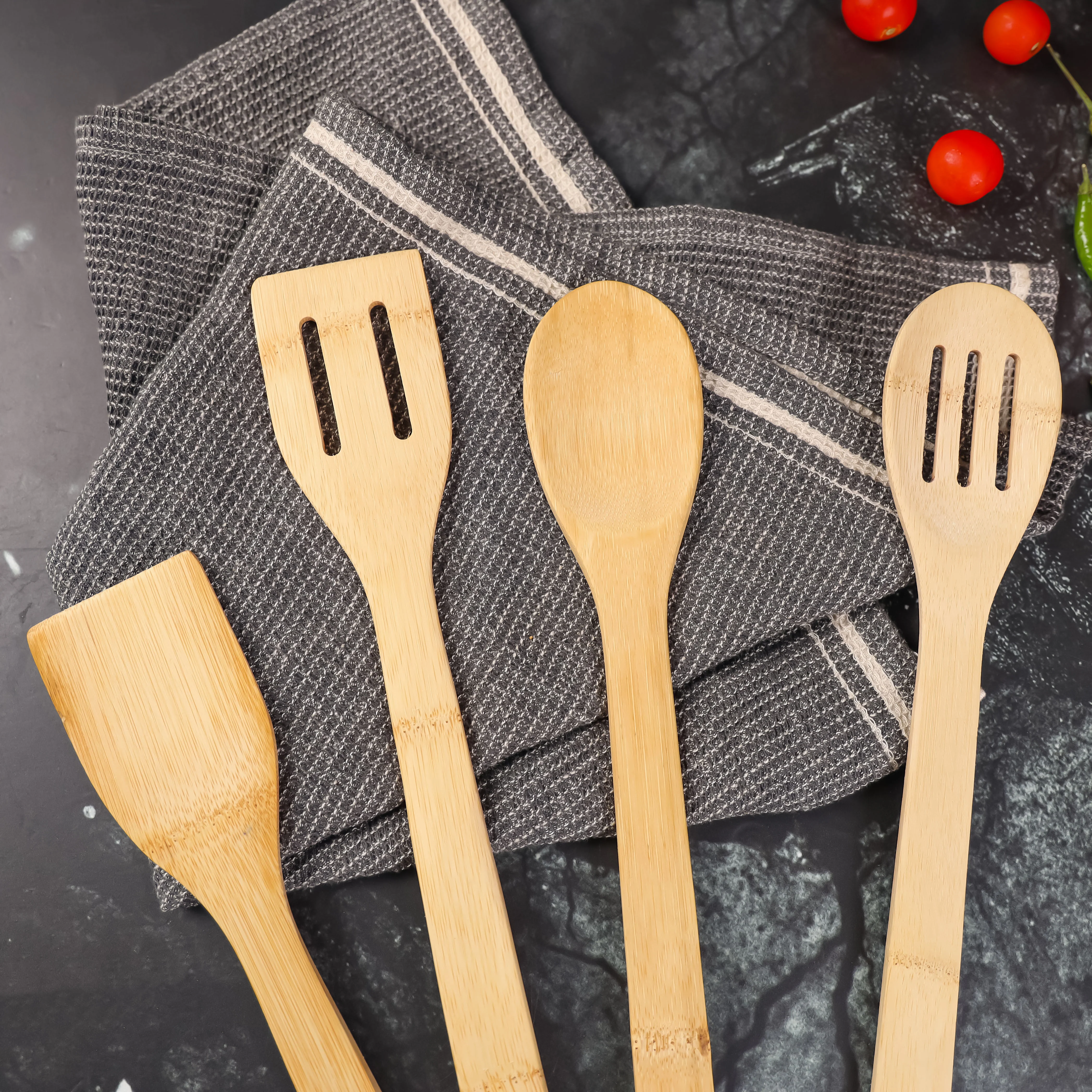 Delcasa DC3164 Bamboo Kitchen Tool Set | 5 PCS with holder & premium natural wood utensils| heat resistant, ergonomic, odor and stain resistant, easy clean set| - Image 3