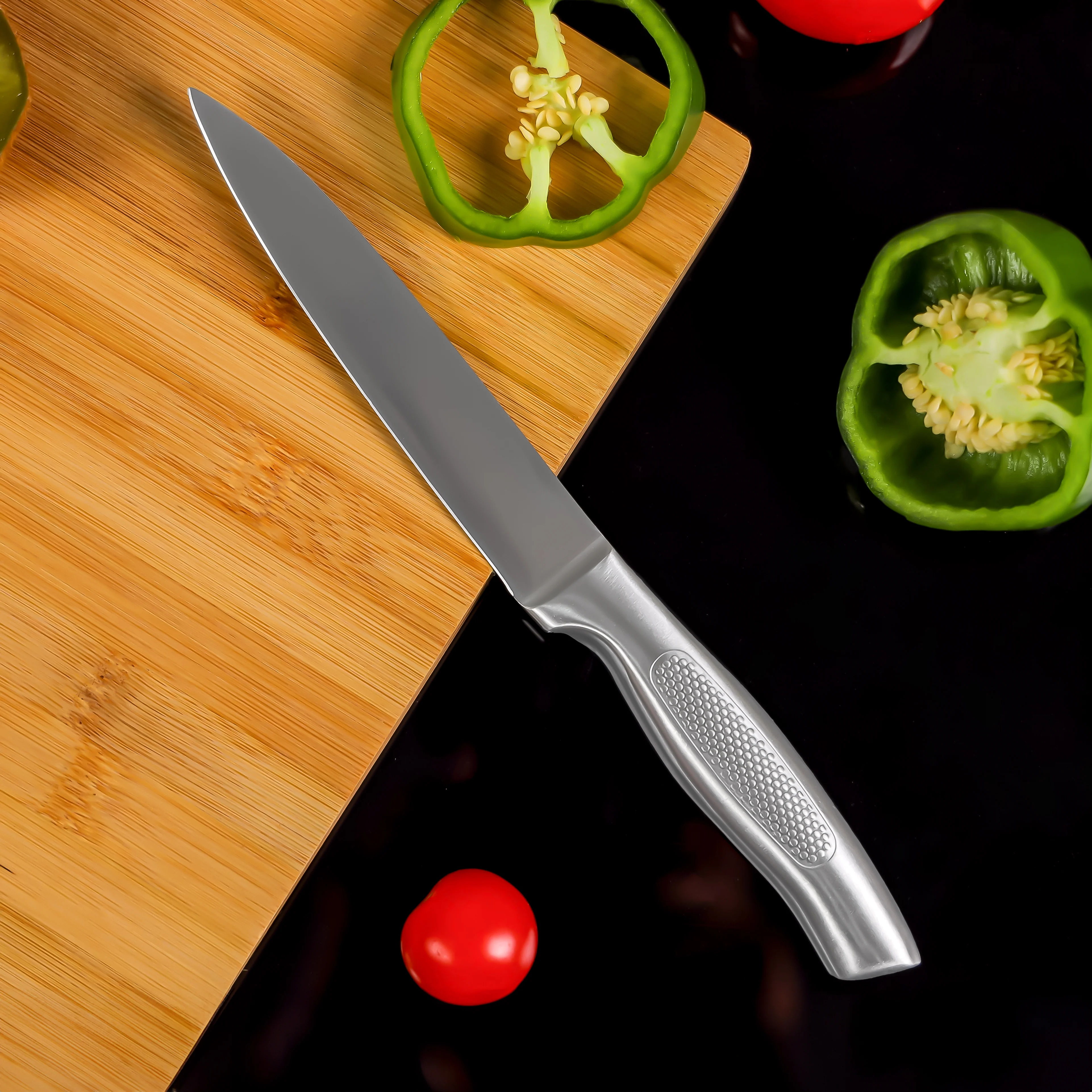 Delcasa DC3193 5" Utility Knife| Stainless Steel Ultra Sharp Kitchen Knife with Ergonomic Non-Slip Handle| Scratch Resistant, Lightweight Design & 5 Inch Blade| - Image 4