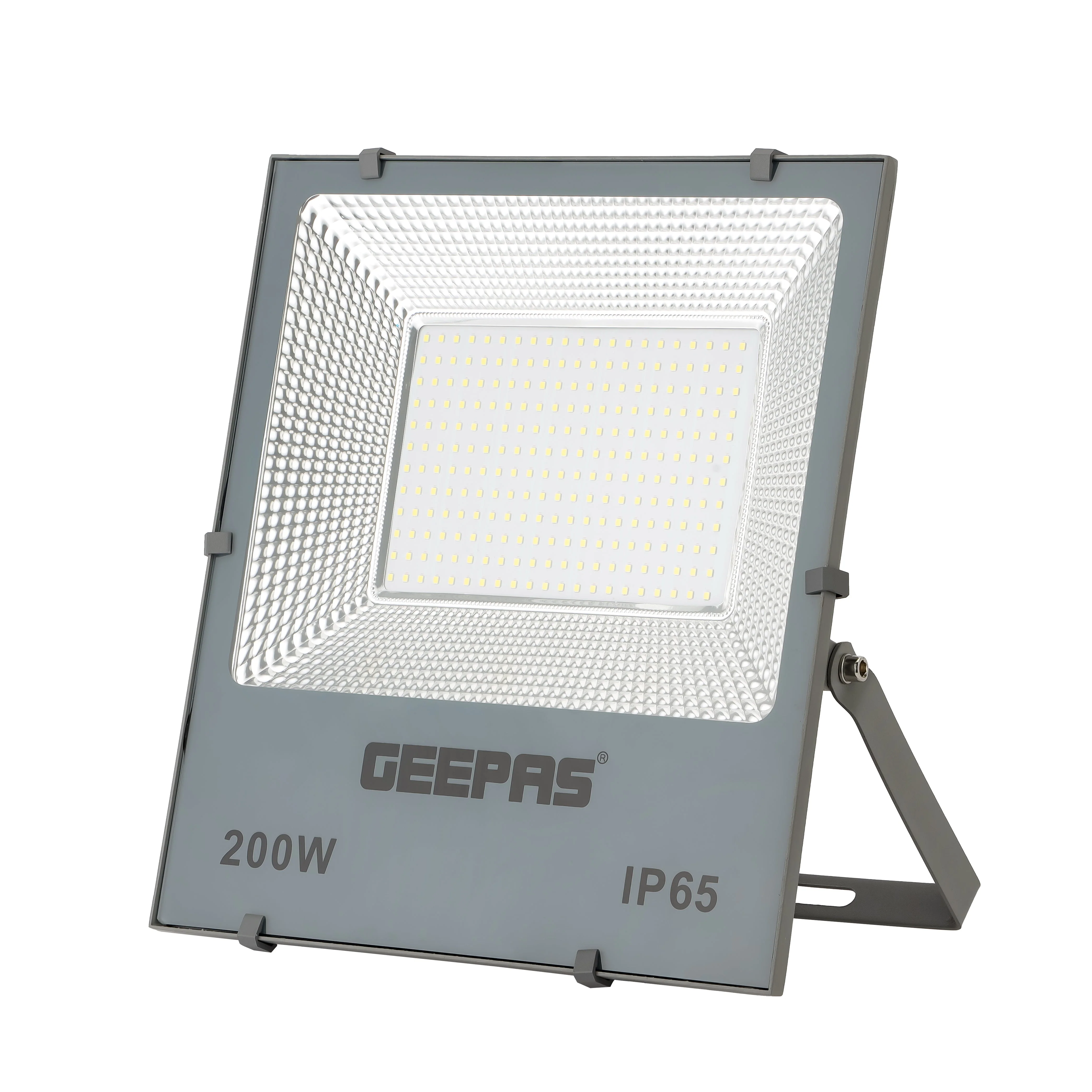 Geepas 200 W LED Flood Light- GESL55118| 16000 Lumens and 6500 K Color Temperature| 80% Energy Efficient LED Light, 270-Degree Rotating Bracket, 2 Year Warranty, Black - Image 2