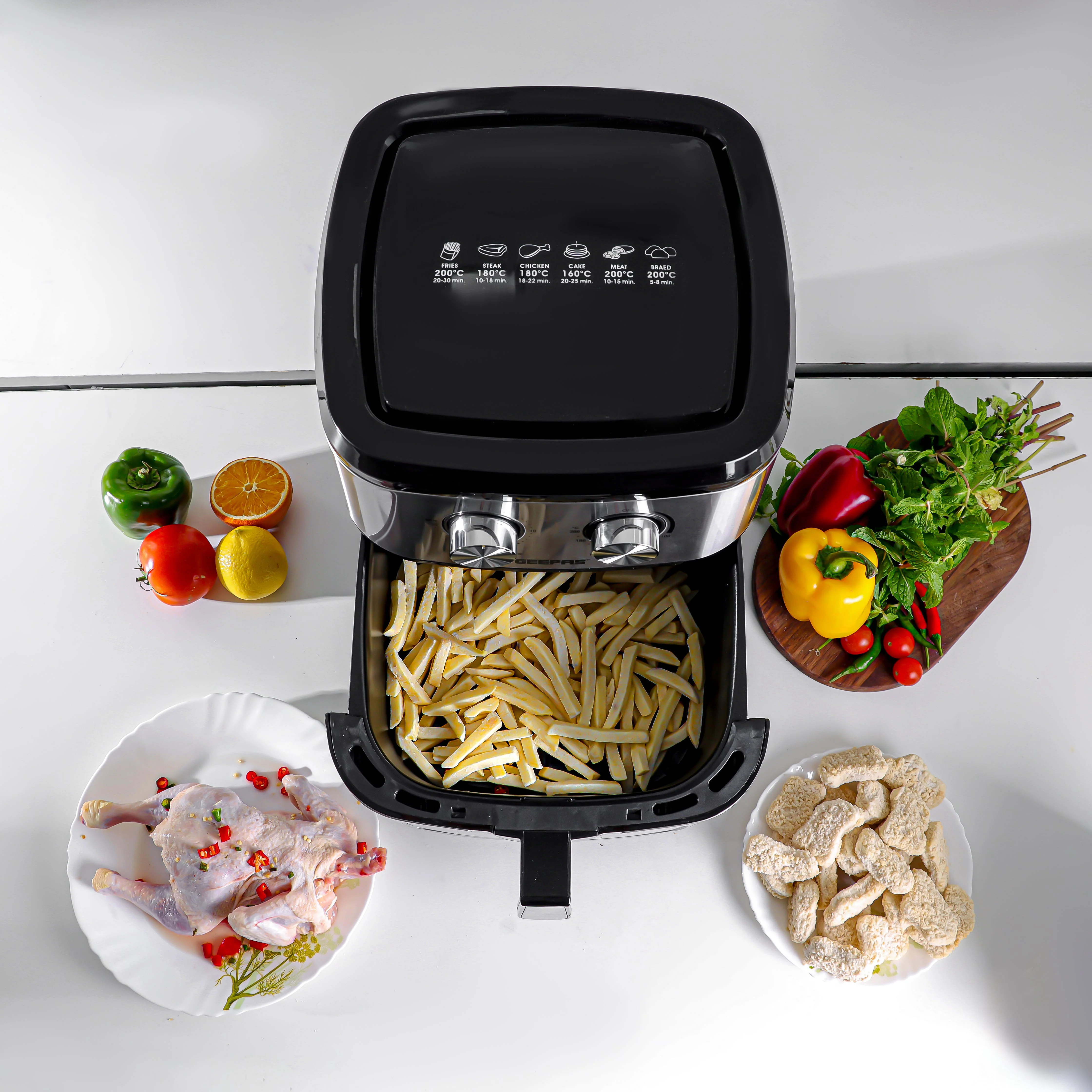 Geepas Air Fryer- GAF37542/ 9.2 L/ Vortex Frying Technology/ 1-30 Min Timer, Temperature 100-200 Degree Celsius/ View Glass Window / 2 Years Warranty, Black and Silver - Image 4