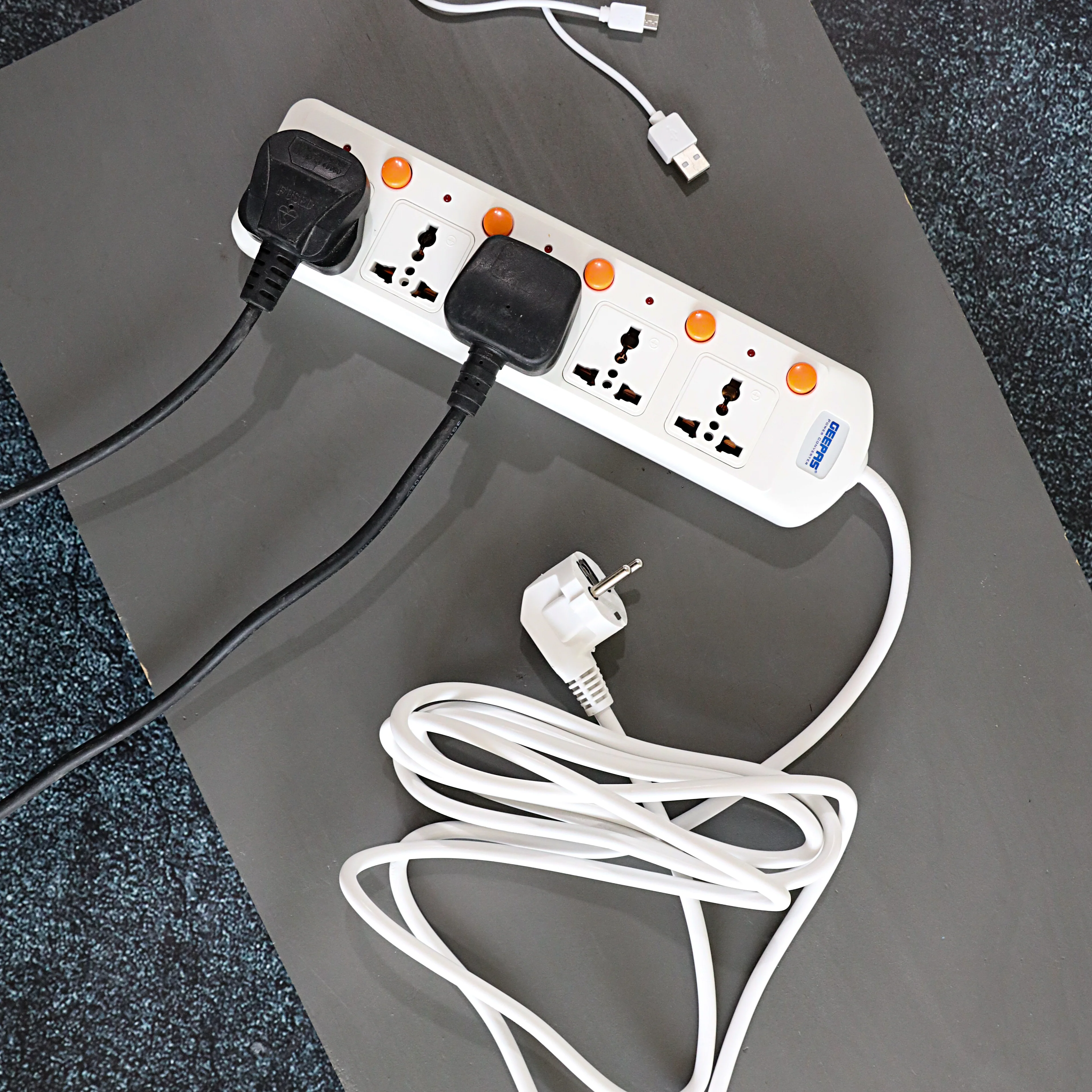 Geepas 5 Way Extension Board VDE Plug with Individually On/Off Switch- Power Extension Socket -Multi Plug Power Cable - Image 6