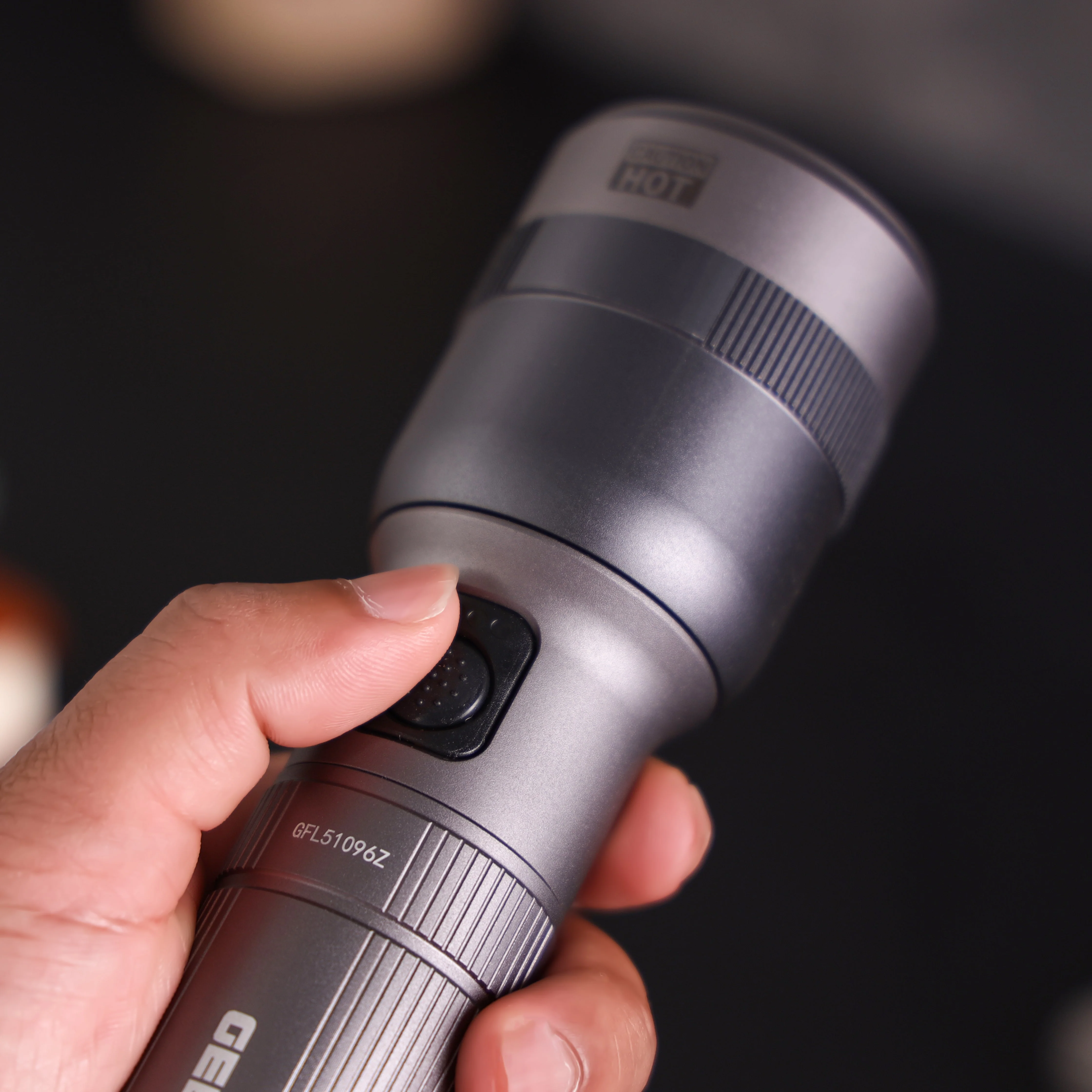 Geepas Zoomable LED Flashlight GFL51096Z| 30W, 2000 Lumens, 10H Continuous Use| Lithium Battery with Power Reminder & Indicator | Indoor & Outdoor Use | Lifetime Warranty - Image 4
