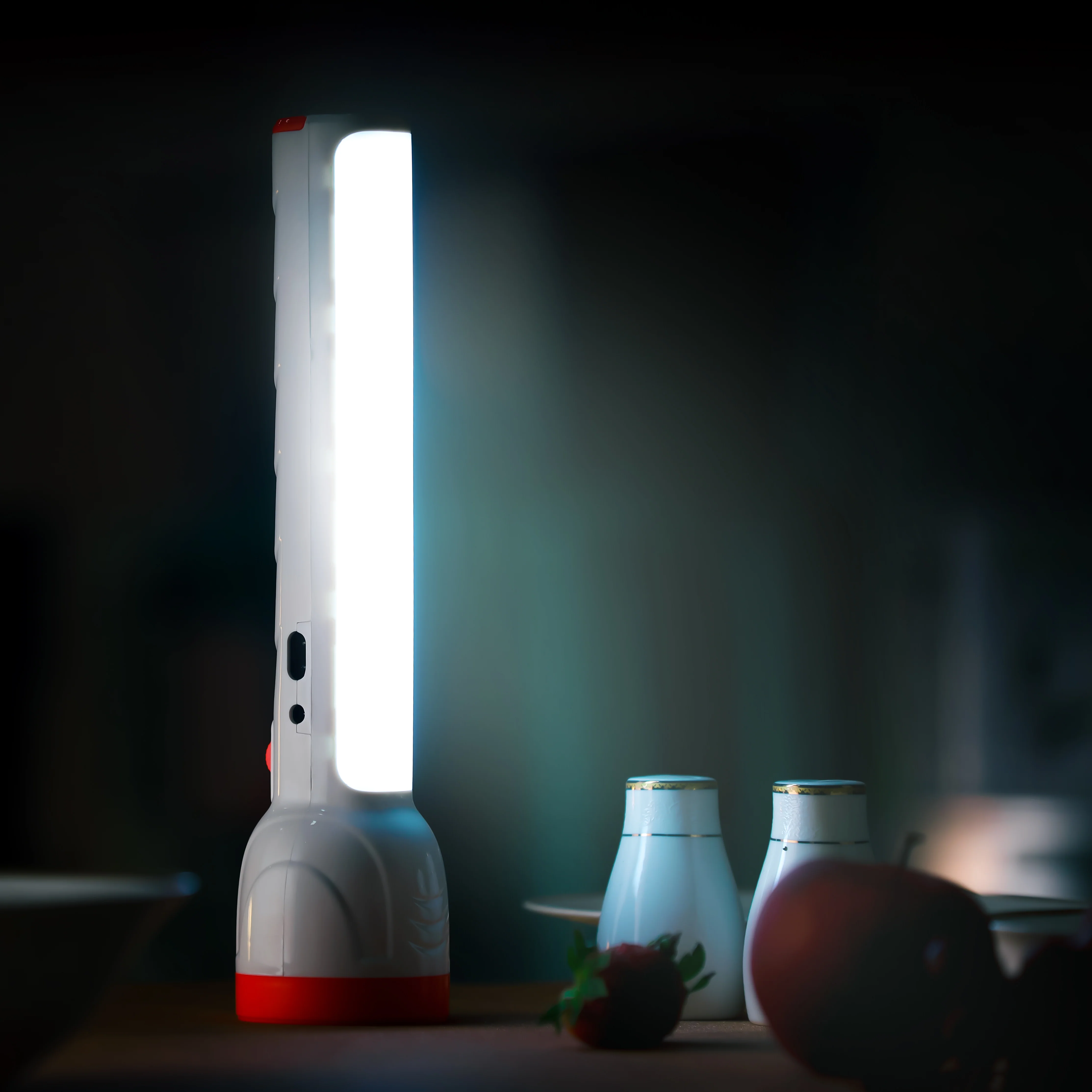 Geepas GFL5708 Rechargeable LED Torch with side light| 2000mAh battery with long-range beam and 3-hour runtime| Durable, energy-saving design and area lighting| - Image 4