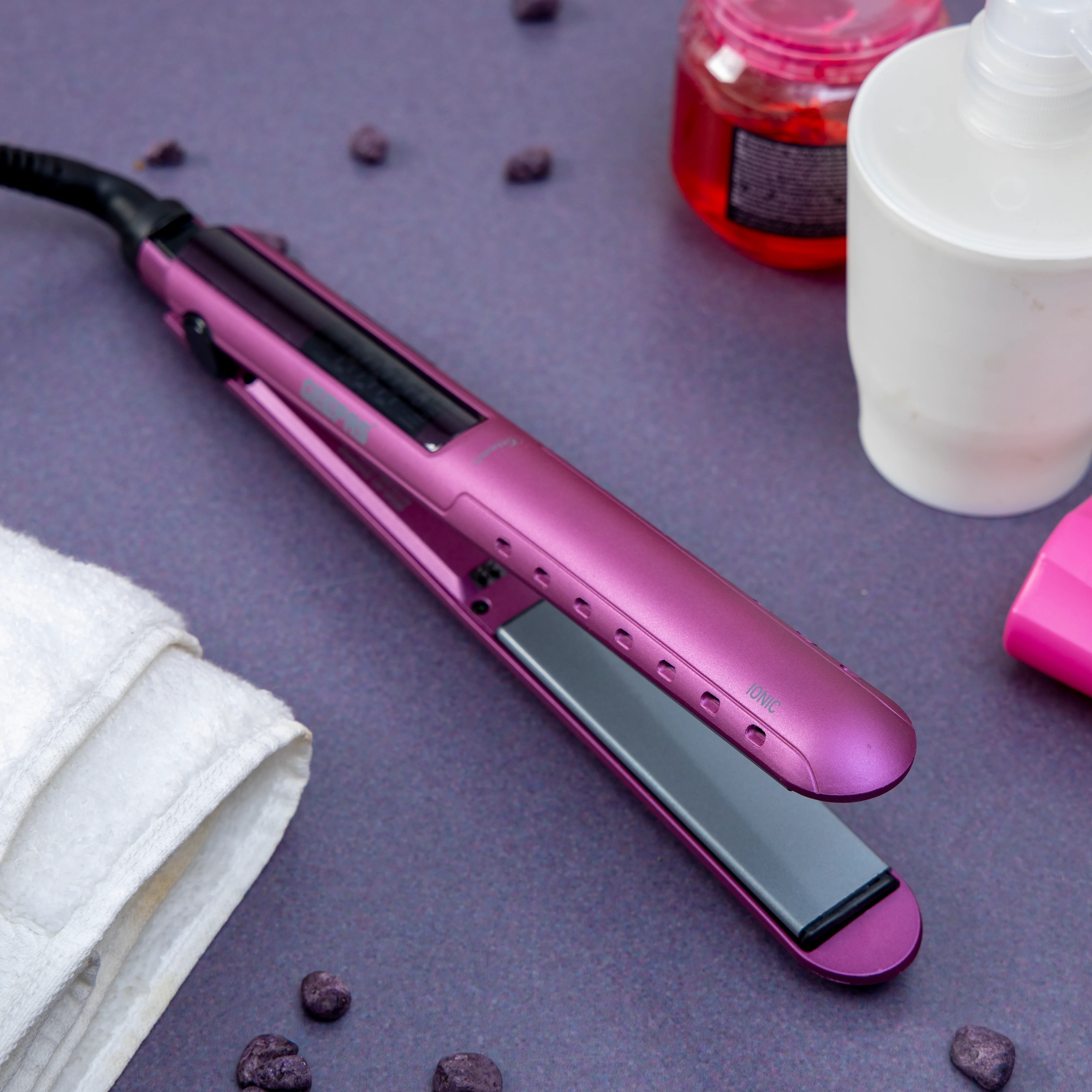 Geepas GHS86048 Easy-Pro 230 Hair Straightener| Ceramic Floating Plates, Fast Heating and Adjustable Temperature| Auto shut-off, Smooth and Frizz-Free Styling| - Image 3