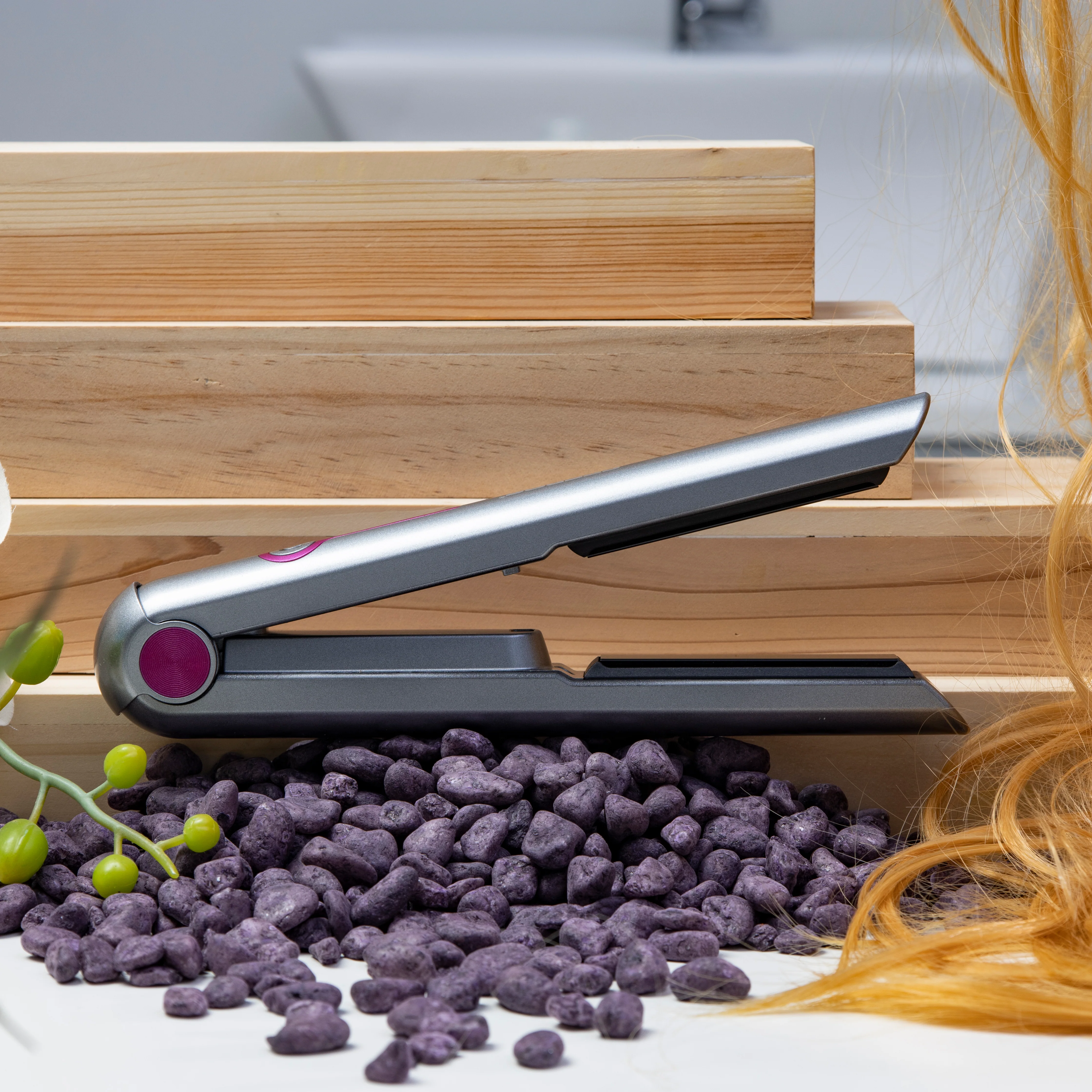 Geepas GHS86057 Rechargeable Hair Straightener| Ceramic-Coated Floating Plates & 30 Minutes Cordless Usage| Fast Heating, Compact, Lightweight & Durable Design| - Image 4