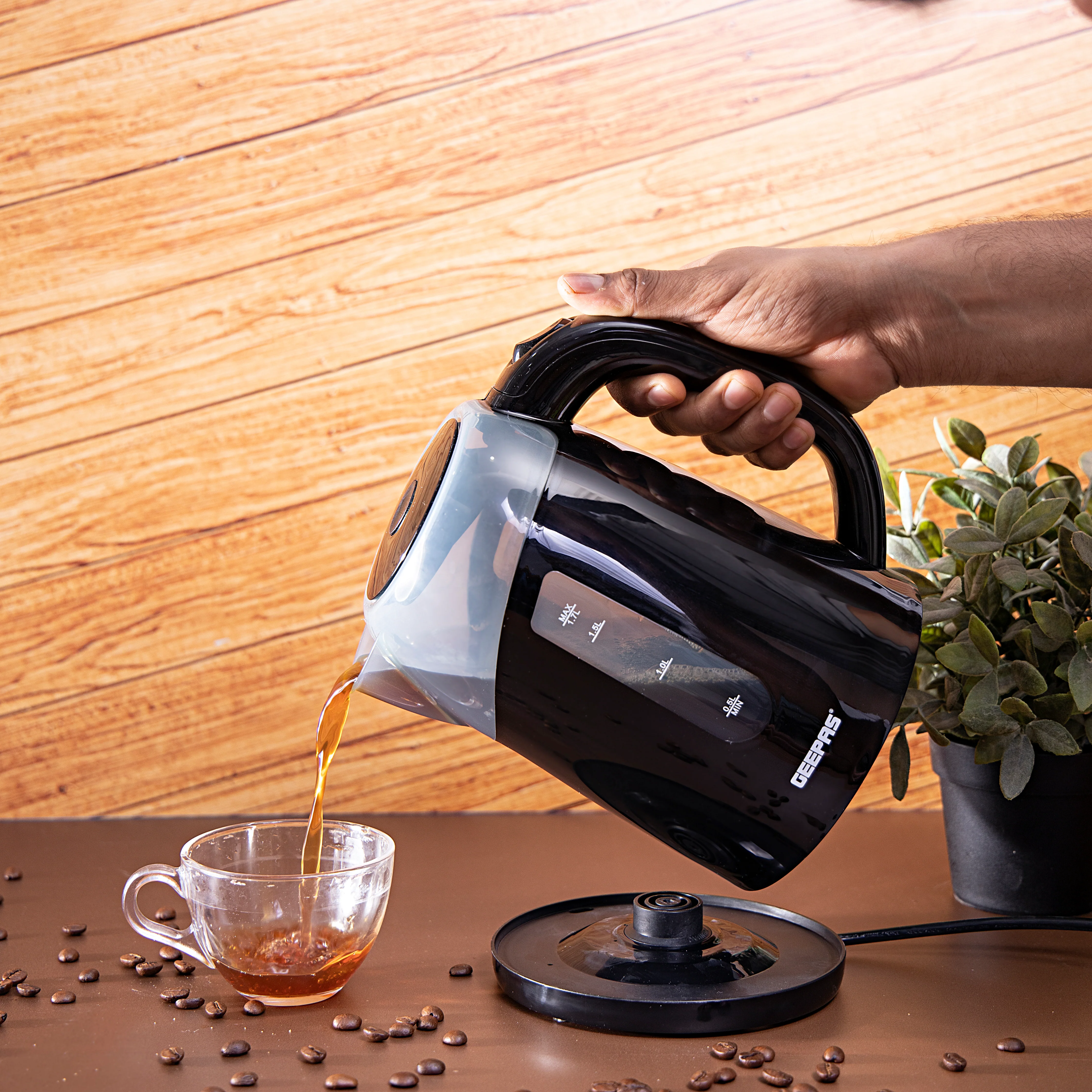 Geepas GK38027 Electric Kettle 1.7L| automatic cut-off and dry boil protection| fast boiling, water gauge, detachable filter, light indicator & safe operation| - Image 3