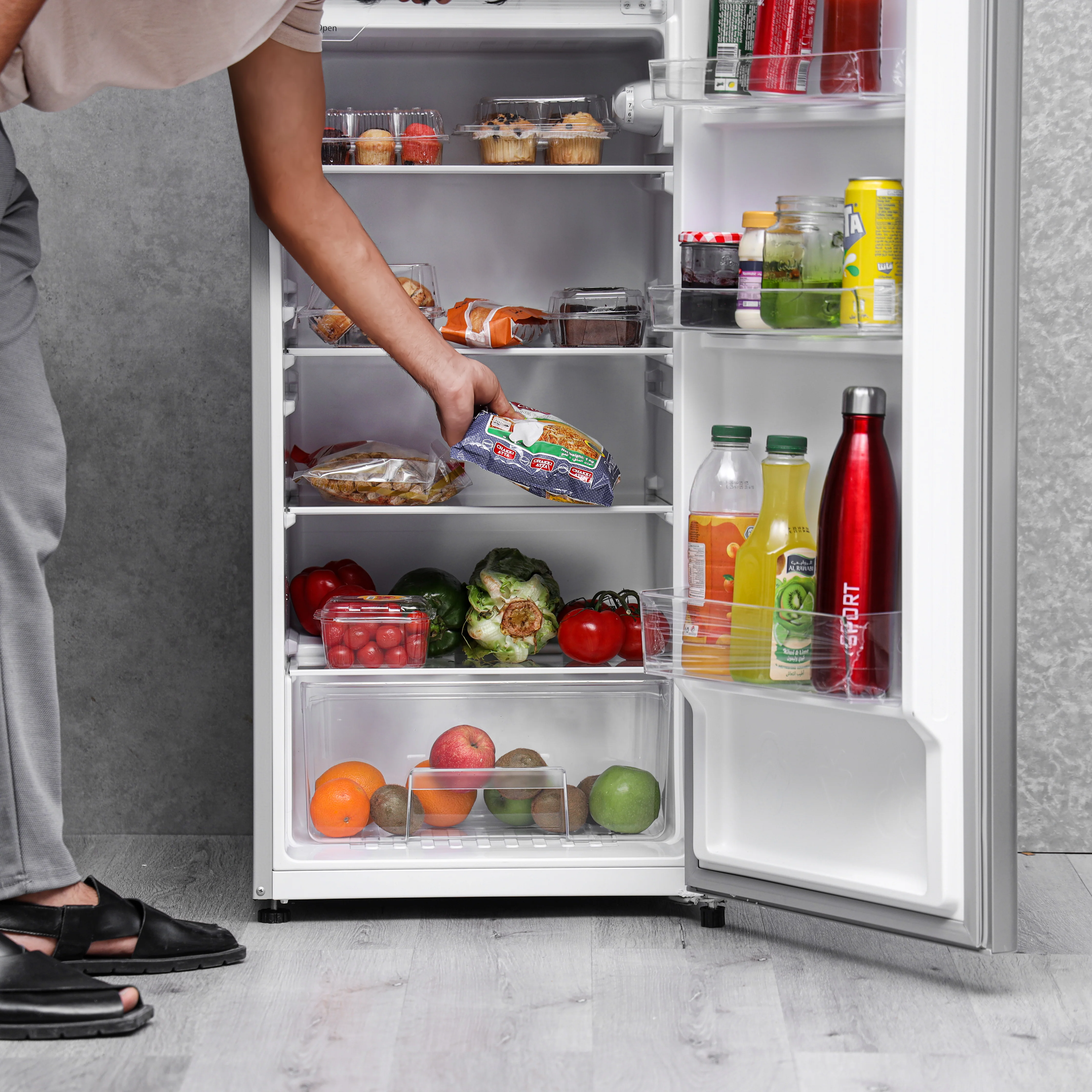 Geepas Defrost Single Door Refrigerator- GRF2050SPE/ Quick Cooling, Low Noise, Easy Cleaning/  Recessed Handle & Glass Shelves, Perfect for Small Spaces/  1 Year Warranty - Image 8