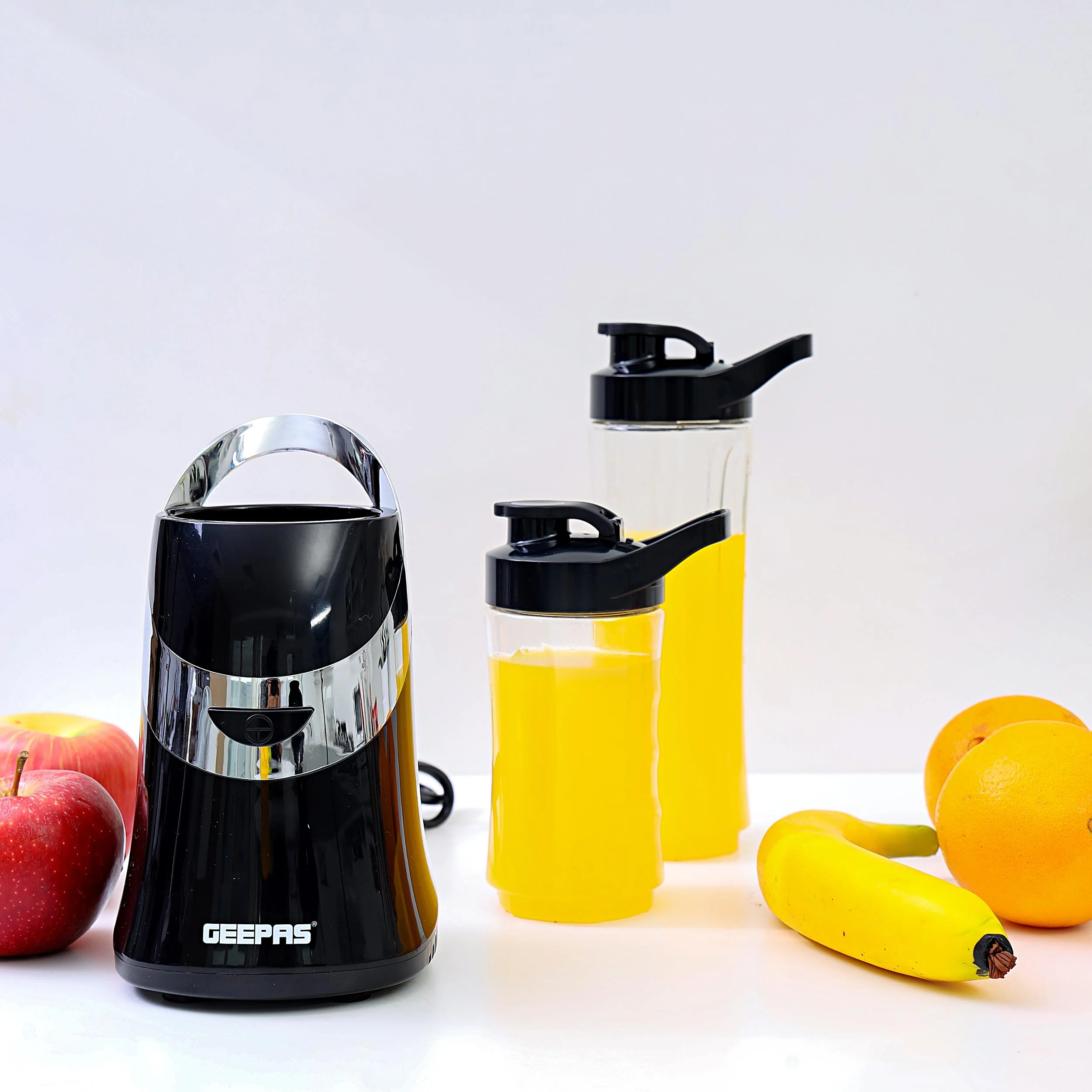 Geepas GSB44020 Personal Blender & Smoothie Maker| 350W motor with 2 BPA-free Tritan bottles & leak-proof lids| stainless steel blades & Easy One-Touch Operation| - Image 5