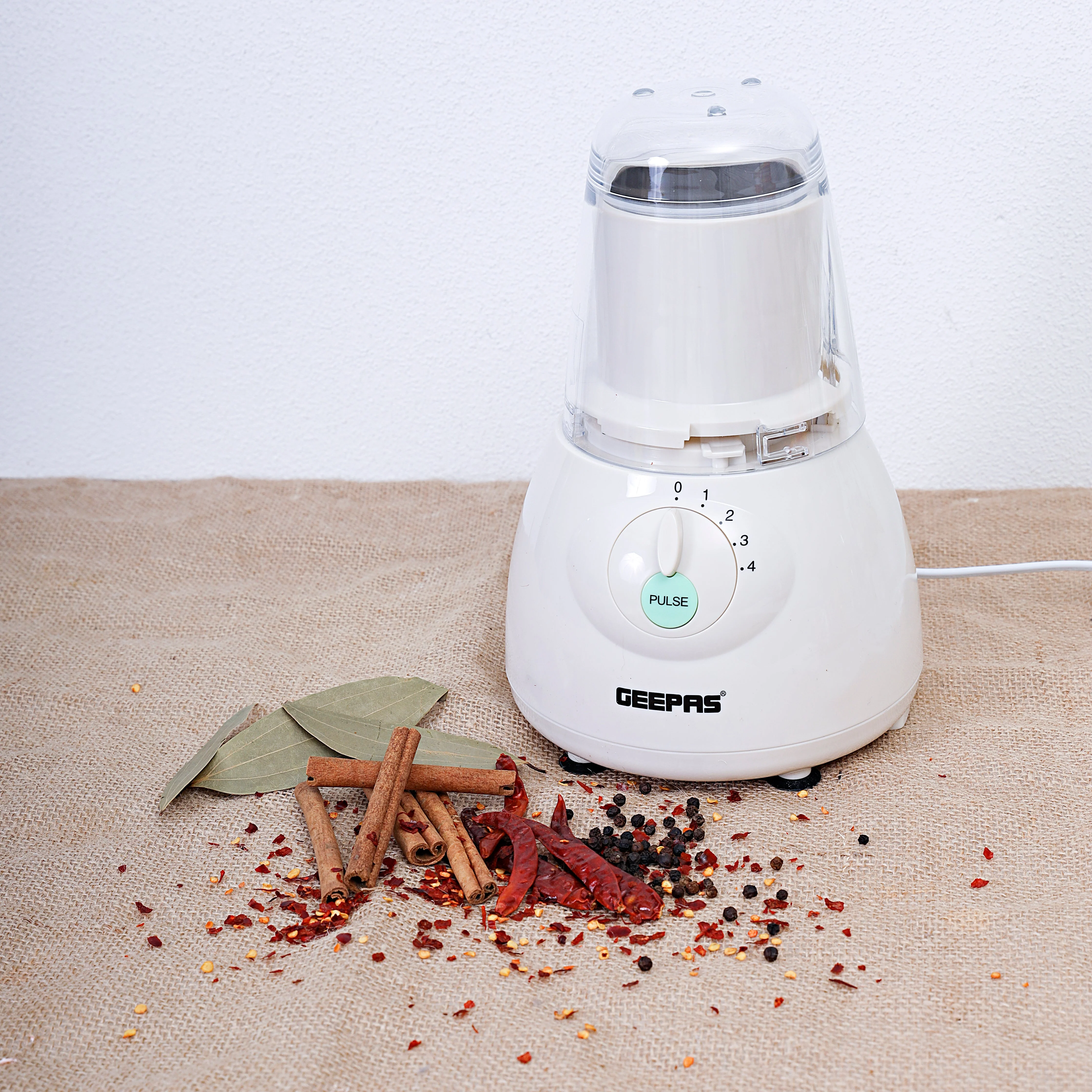 Geepas GSB5484 2-in-1 Blender 400W| Overheat Protection, 1.5L Capacity Jar & Coffee Grinder| Durable, Stainless Steel Blades, 4-Speed Control & Pulse Function| - Image 3