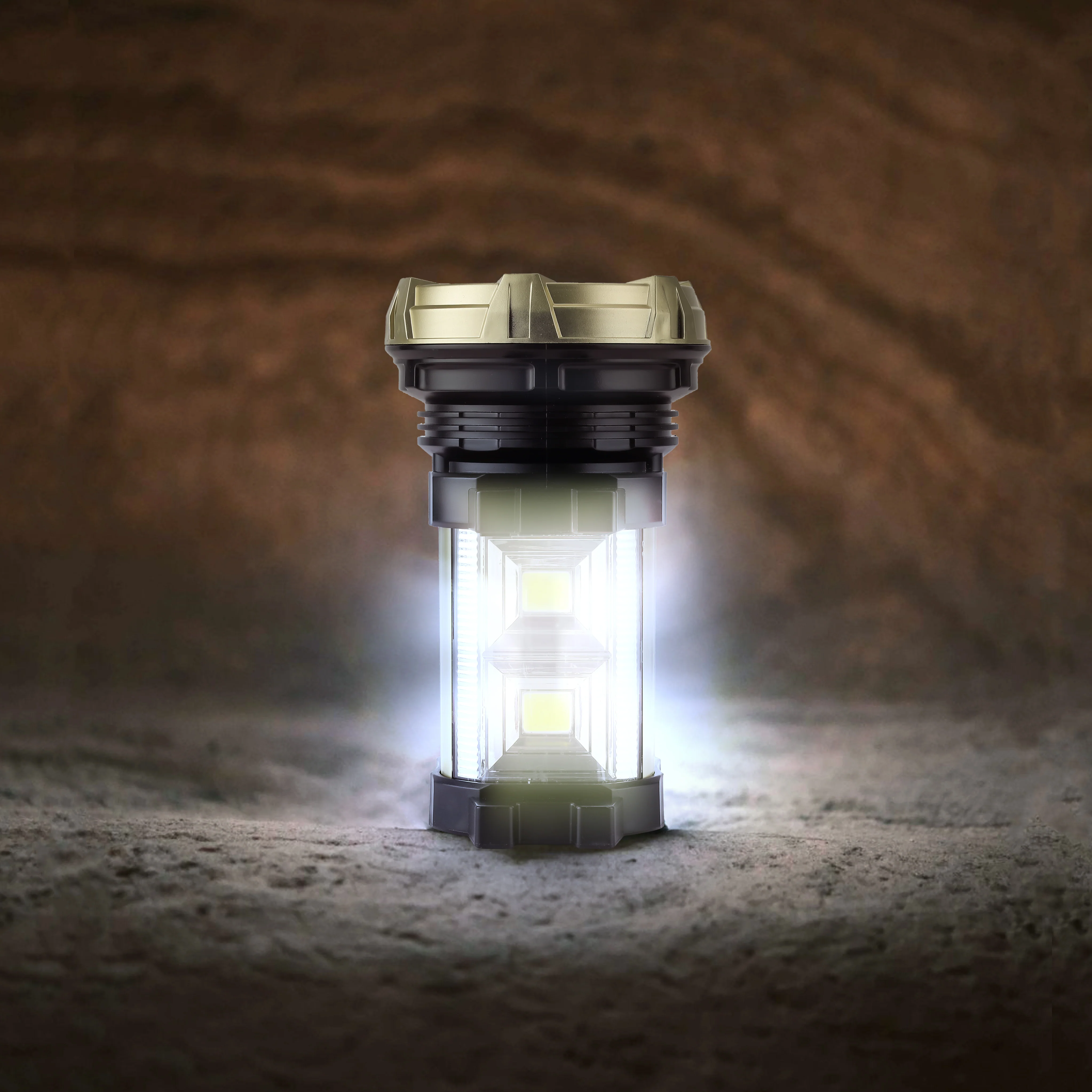 Geepas GSL5709 Rechargeable Search Light| Lantern, 10W LED Spotlight & Built-in Lantern Function| USB Output for Device Charging, Long Runtime & Durable Design| - Image 3