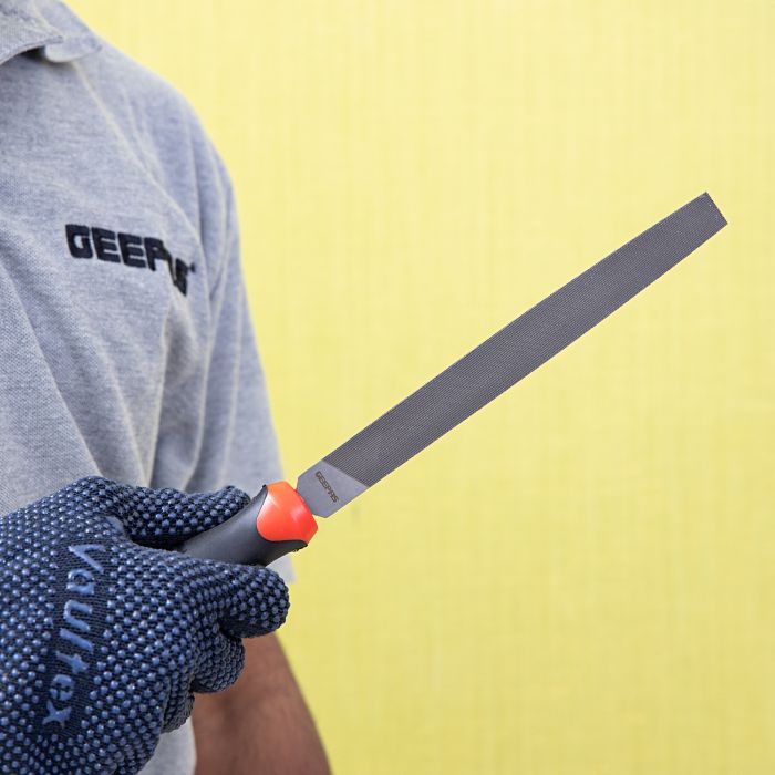 Geepas GT59060 8-Inch Half Round File| features a high-quality steel blade, soft grip handle & hanging hole| for shaping, smoothing, deburring and filing tasks| - Image 3