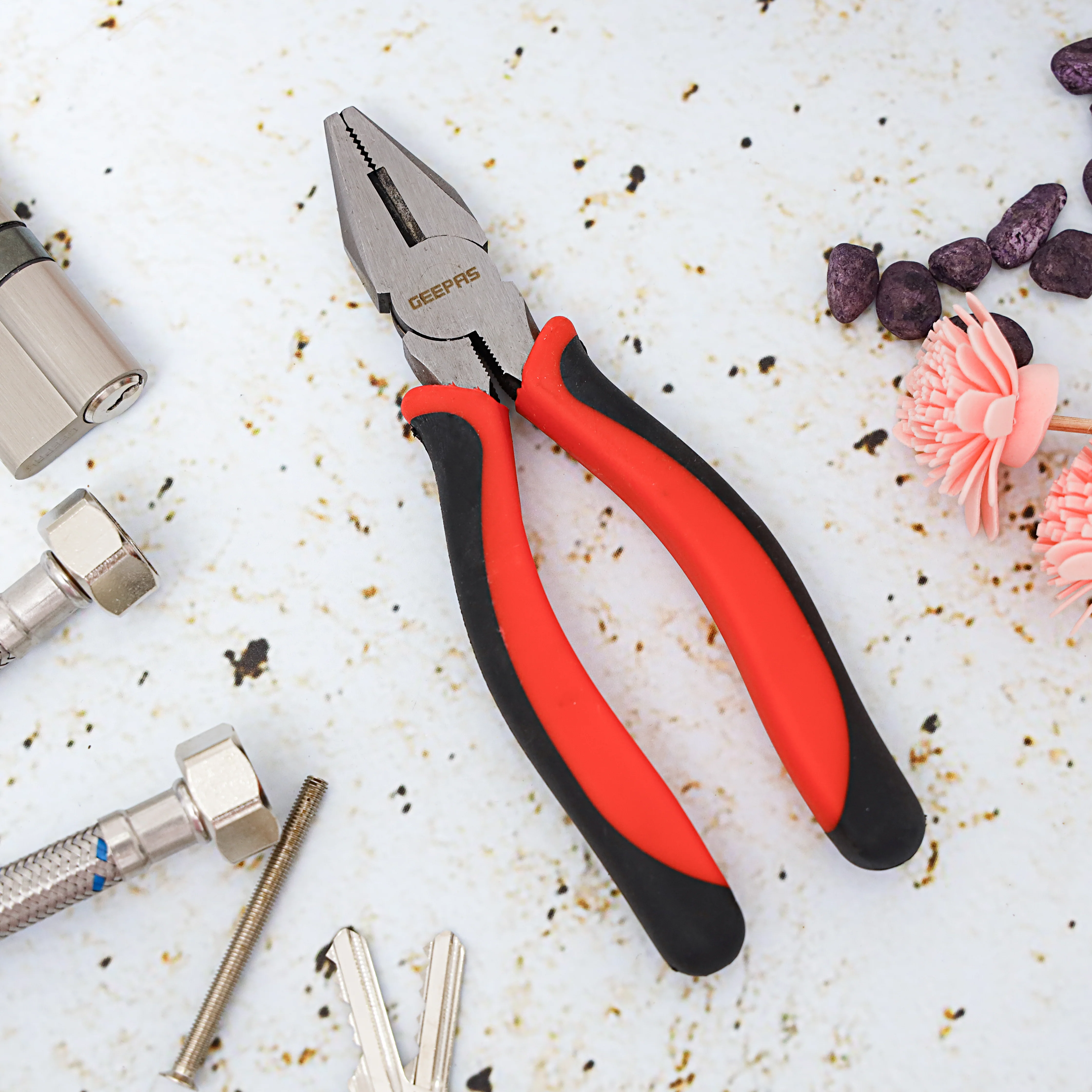 Geepas GT59108 Combination Plier| rust-resistant carbon steel body & polished head| grip jaws & ergonomic soft-grip handles for repairs, maintenance & DIY work| - Image 2