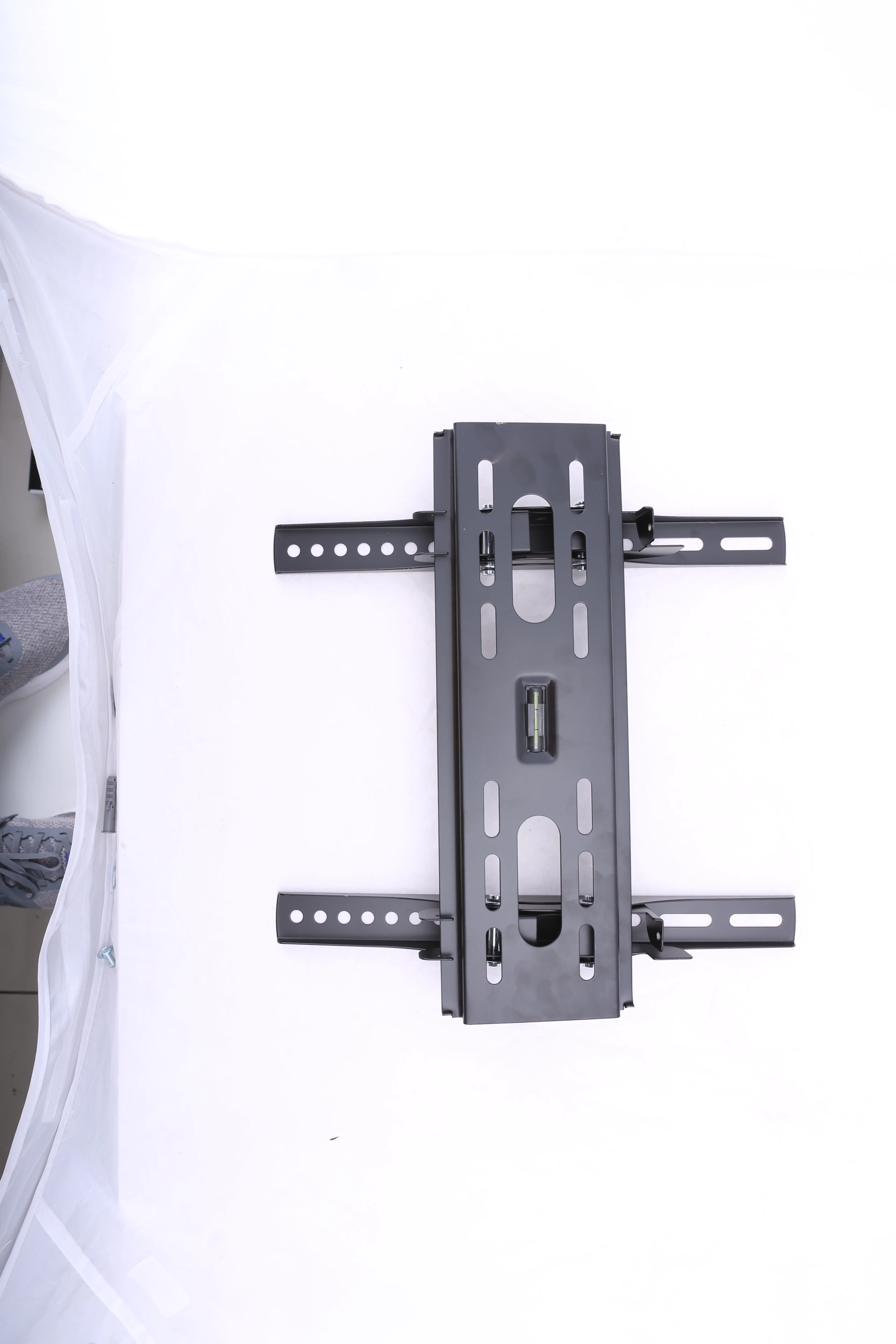 Geepas GTM63030 LCD/Plasma/LED TV Wall Mount| Universal Adjustable TV Bracket for 15”–47” Screens | Strong Steel Construction, Space-Saving & Easy Installation| - Image 3