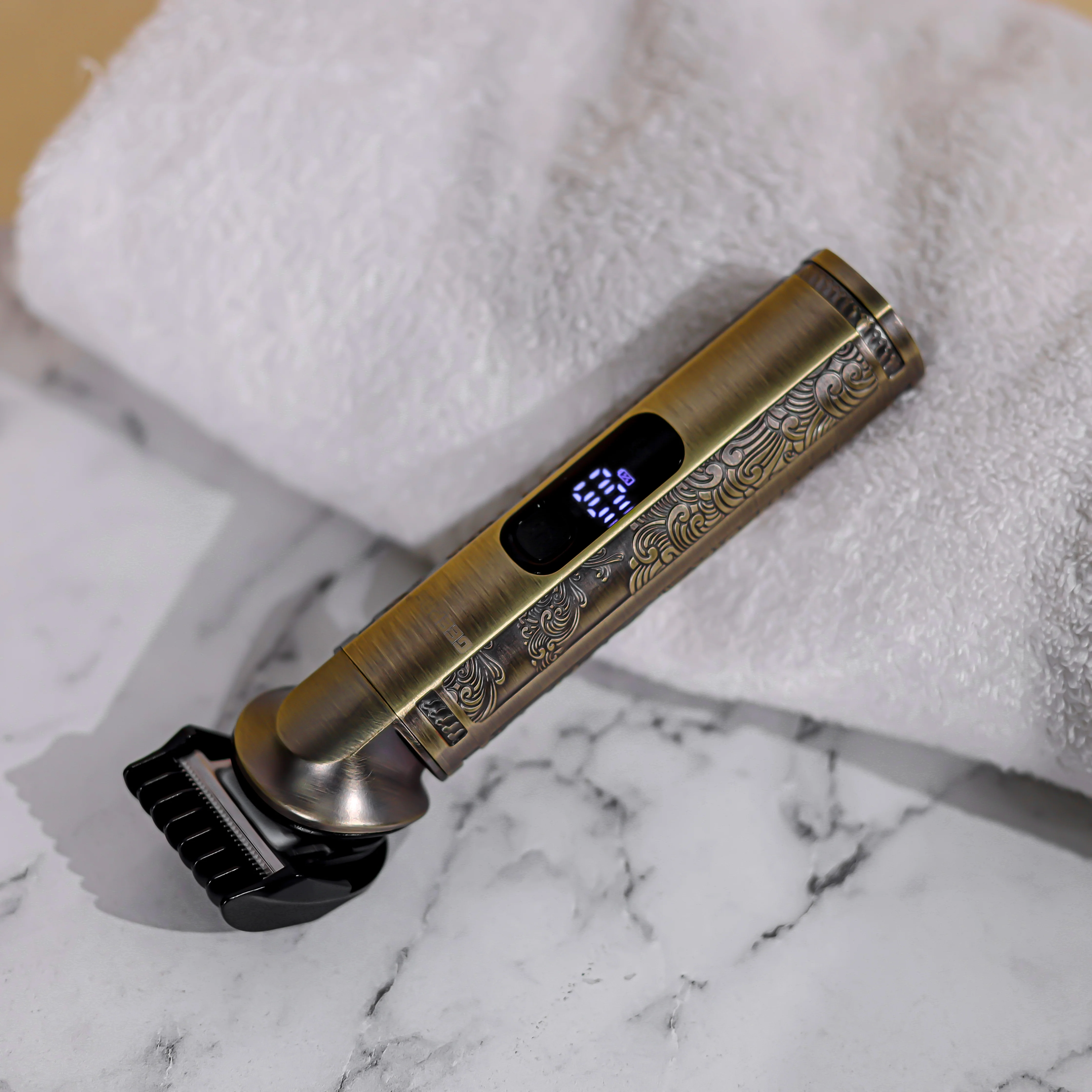 Geepas GTR56026 18-in-1 Rechargeable Digital Grooming Kit| 3 Hours Runtime, Washable Blades & Powerful Motor| Durable Design, LED Display, Hair & Beard Trimmer| - Image 5