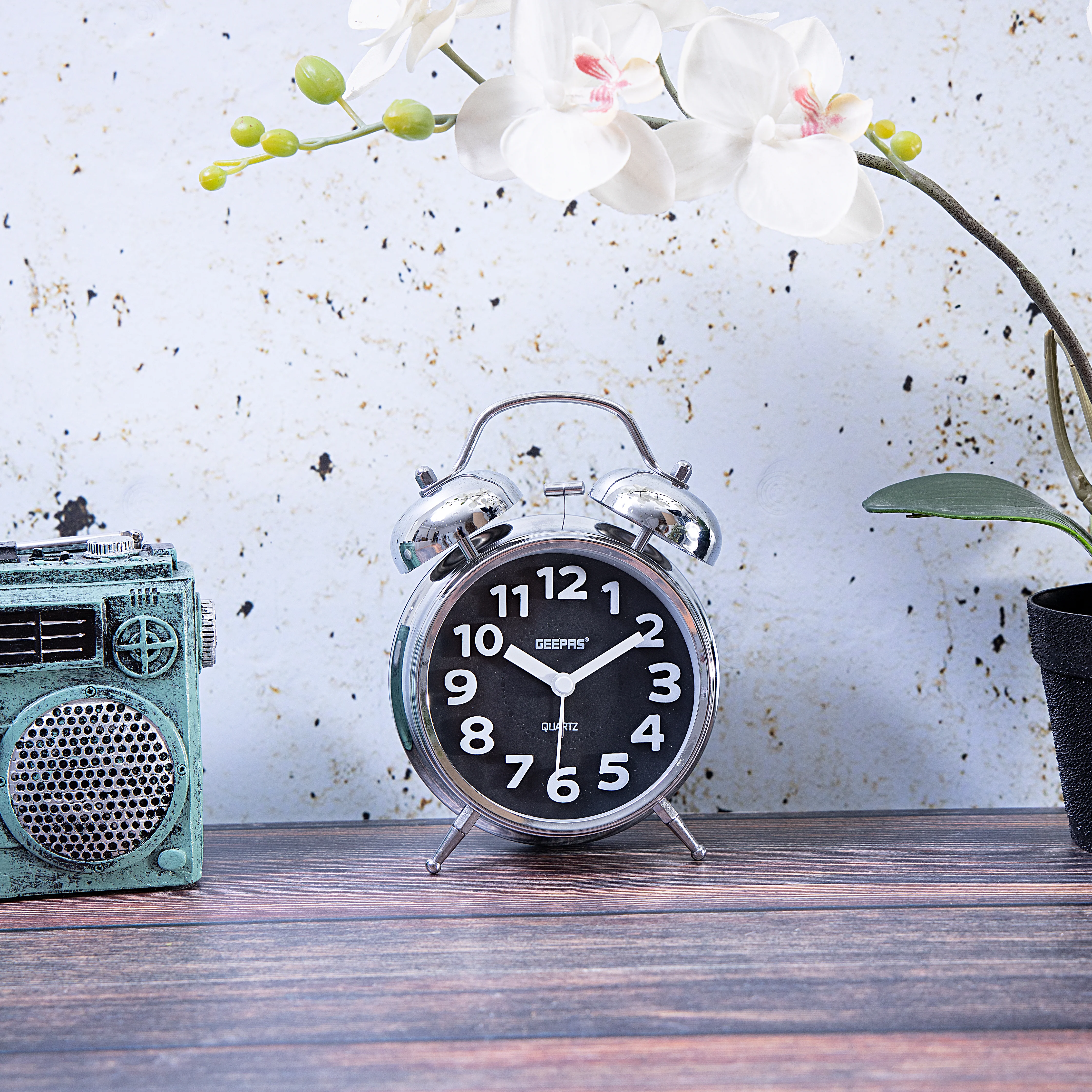 Geepas GWC26020 Twin Bell Alarm Clock| Loud Twin Bell Ring, Light Function for Night Visibility| Durable Metal Body, Battery Operated & Ideal for Home & Office| - Image 3