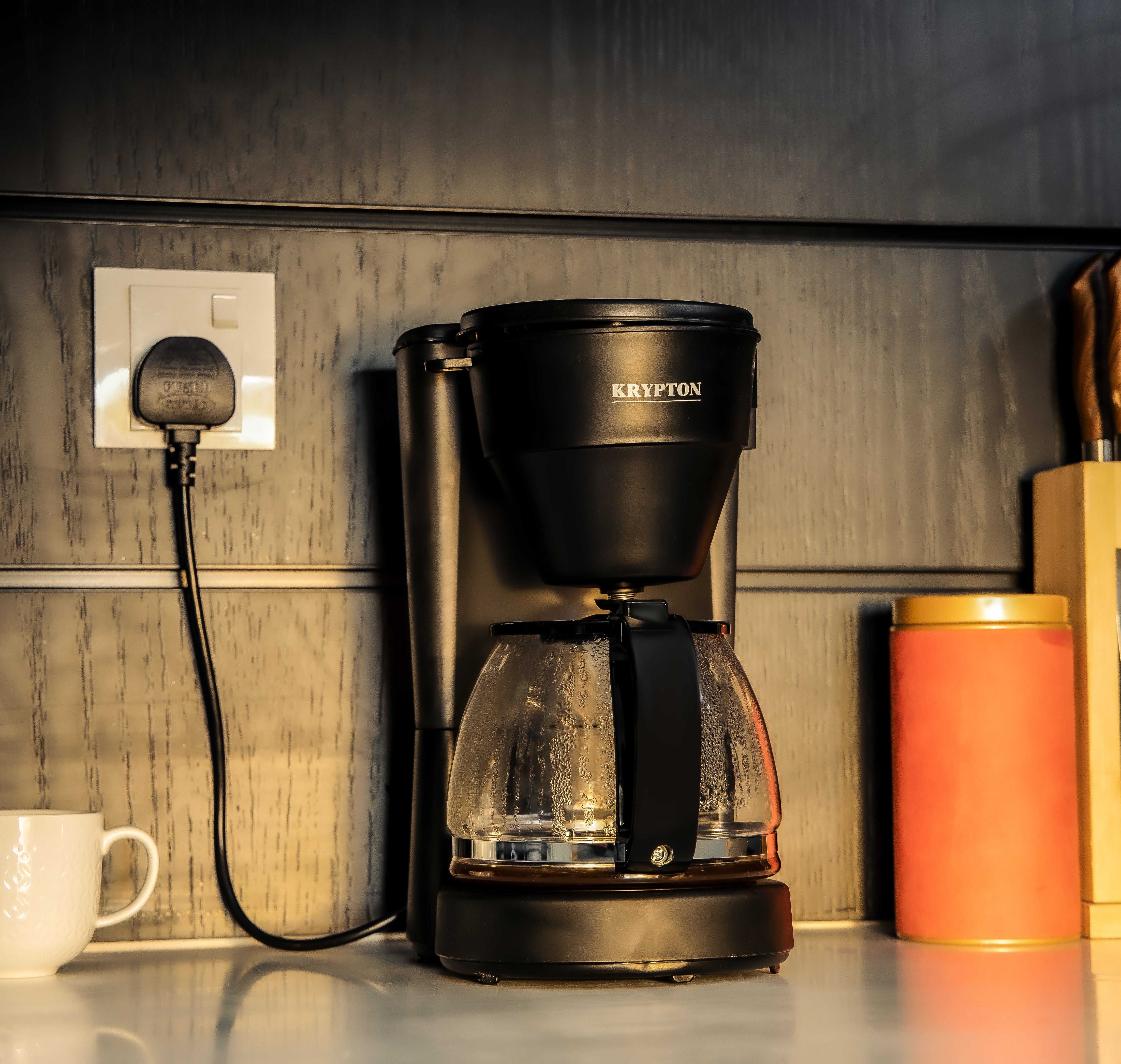 Krypton KNCM6232 Coffee Maker | 1.25L capacity, anti-drip function & keep warm feature| nylon filter, automatic stop & 600W power for convenient coffee brewing| - Image 2