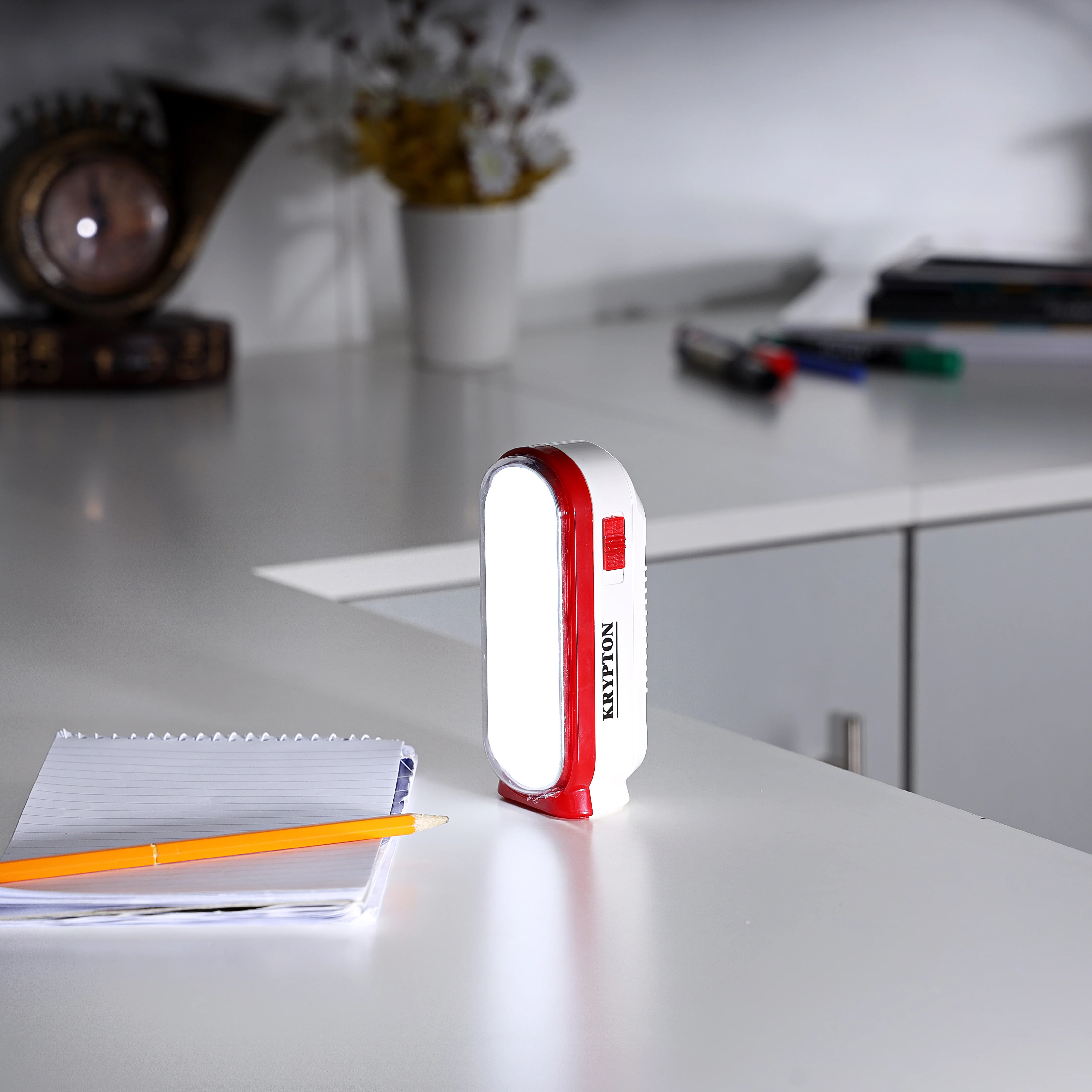 Krypton KNE5127 LED Emergency Light| 24 high-power LEDs & 800mAh rechargeable battery| up to 4 hours backup, eye protection and efficient lighting for home use| - Image 4
