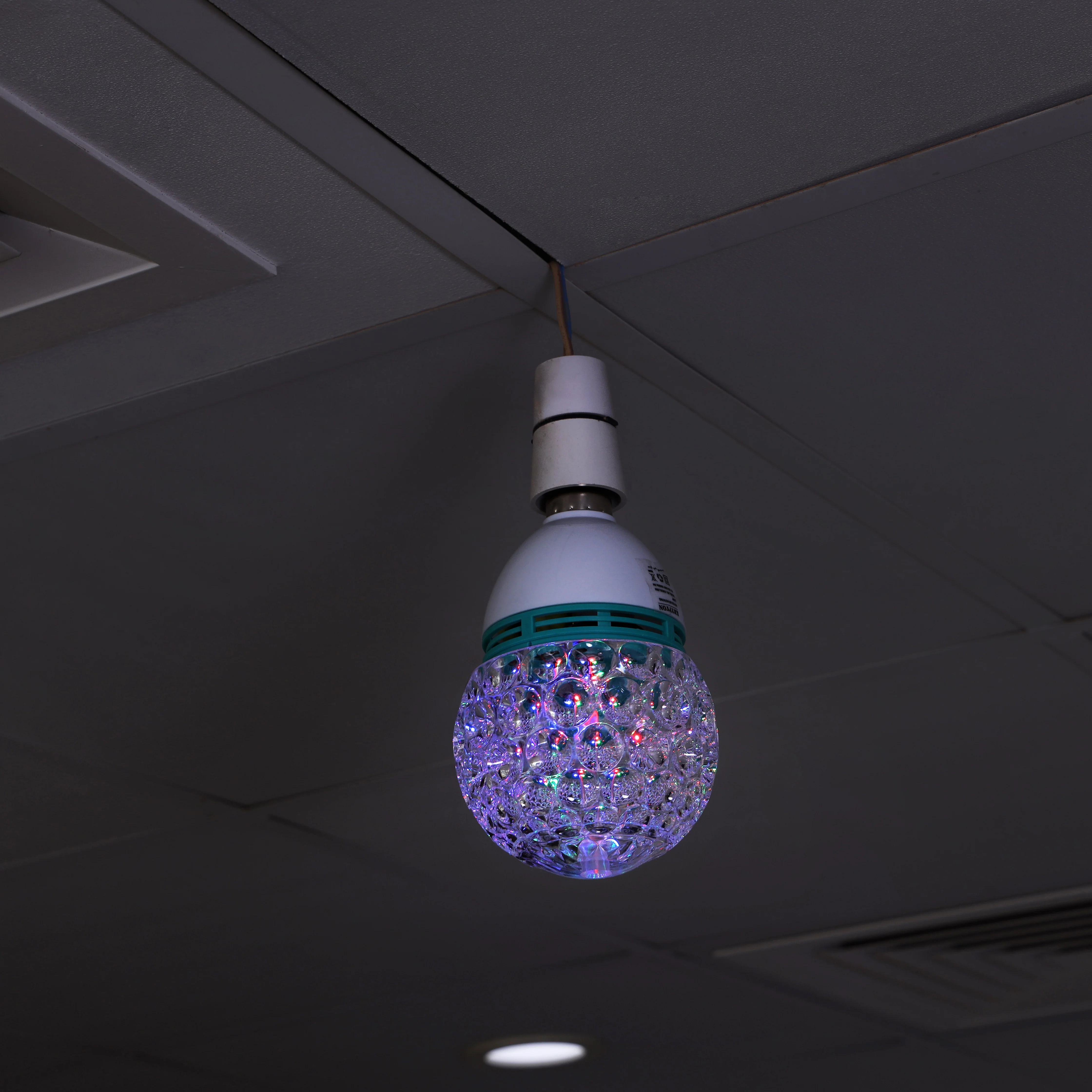 Krypton KNESL5364 LED Color Rotating Lamp| RGB lighting effects with 3W power| Enjoy dynamic rotating colors, 20,000-hour lifespan & energy-saving performance for décor| - Image 2