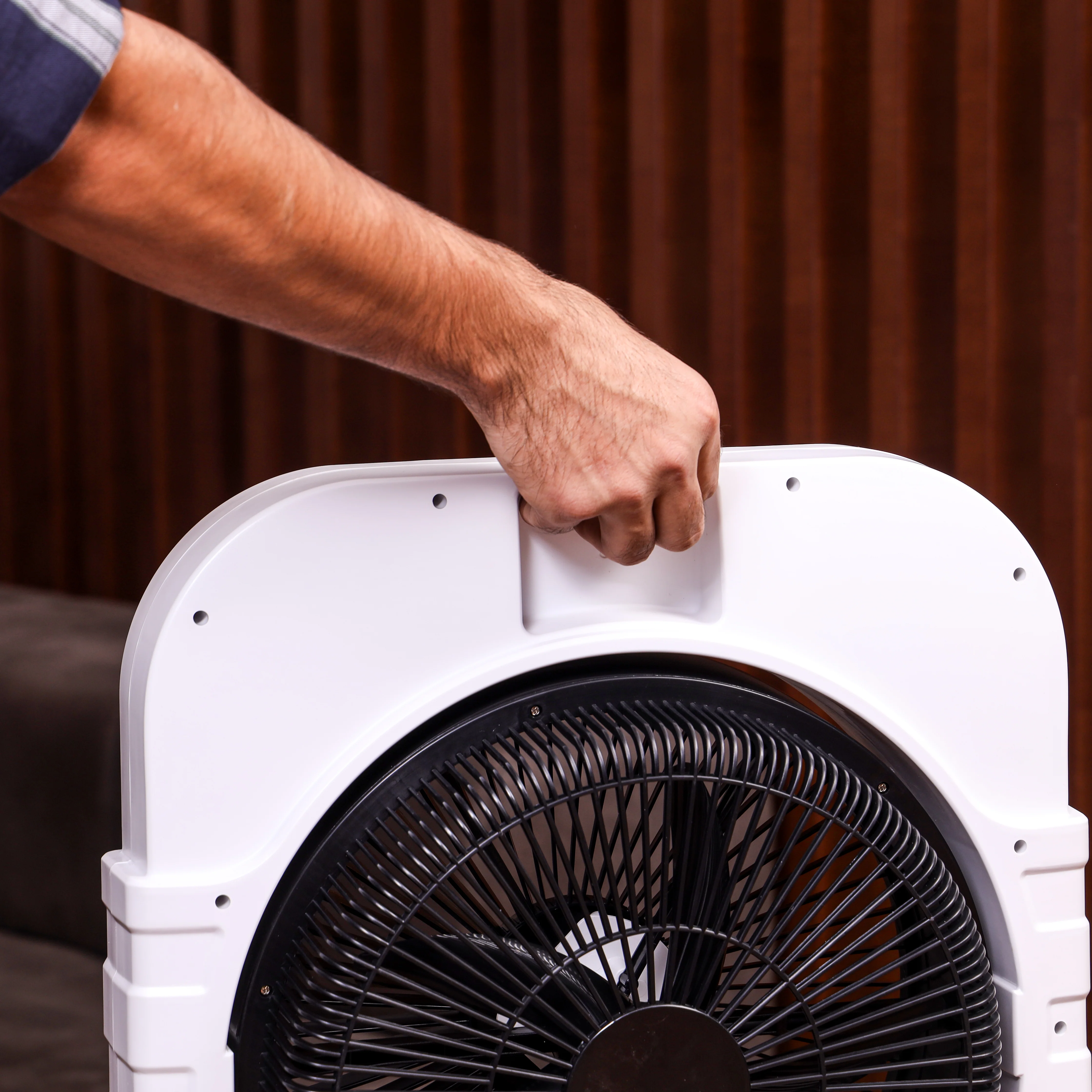 Krypton KNF6580 Rechargeable 12 Inch Box Fan | 10H Backup Fan , LED Light with 12V rechargeable battery| solar input, USB output, 5 leaf blade & powerful motor| - Image 3