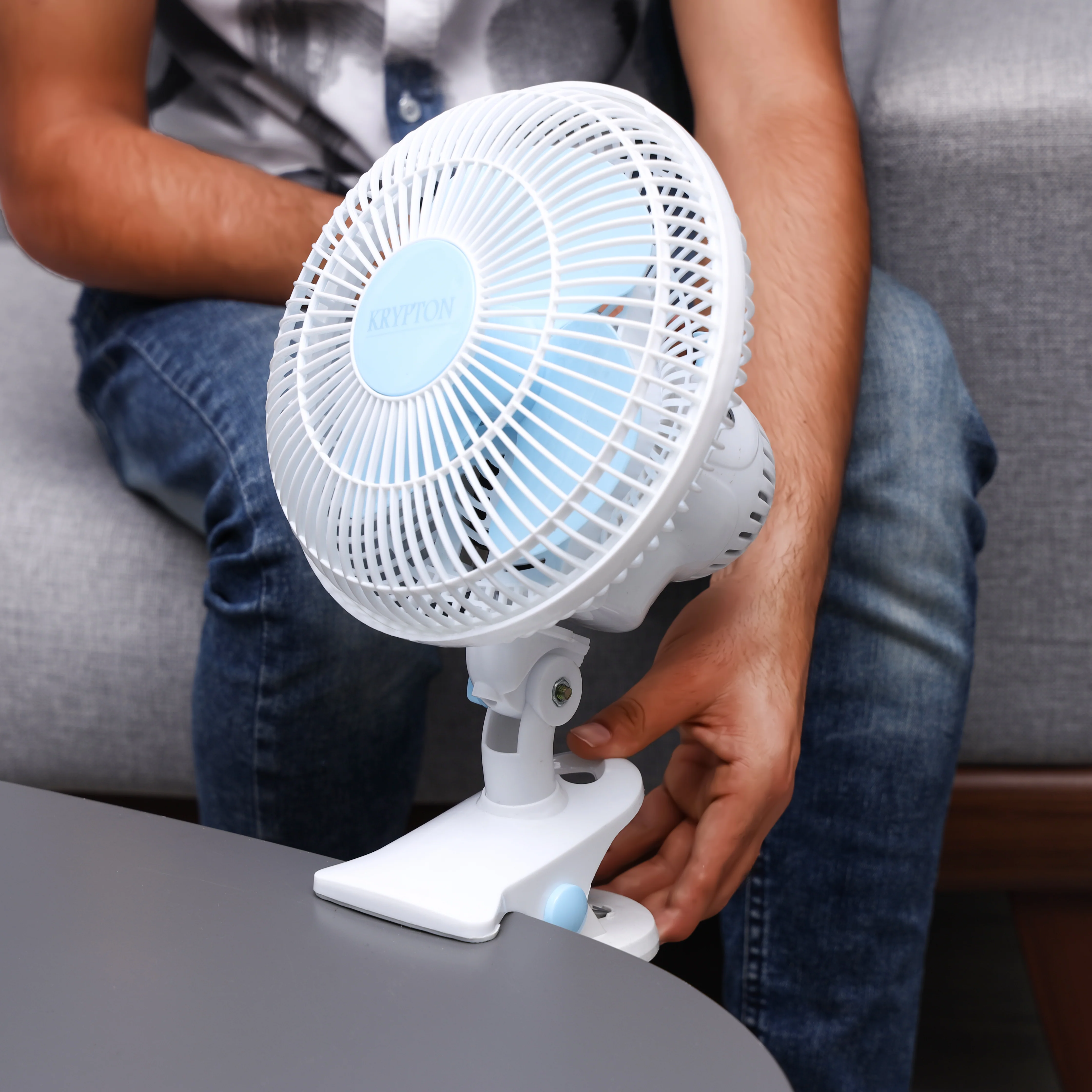 Krypton KNF6638 2-in-1 Portable Clip Fan| Oscillation Function with Desk & Clip Mount Design| Adjustable Tilt Head, Compact Personal Cooling Fan for Home or Office Use| - Image 5