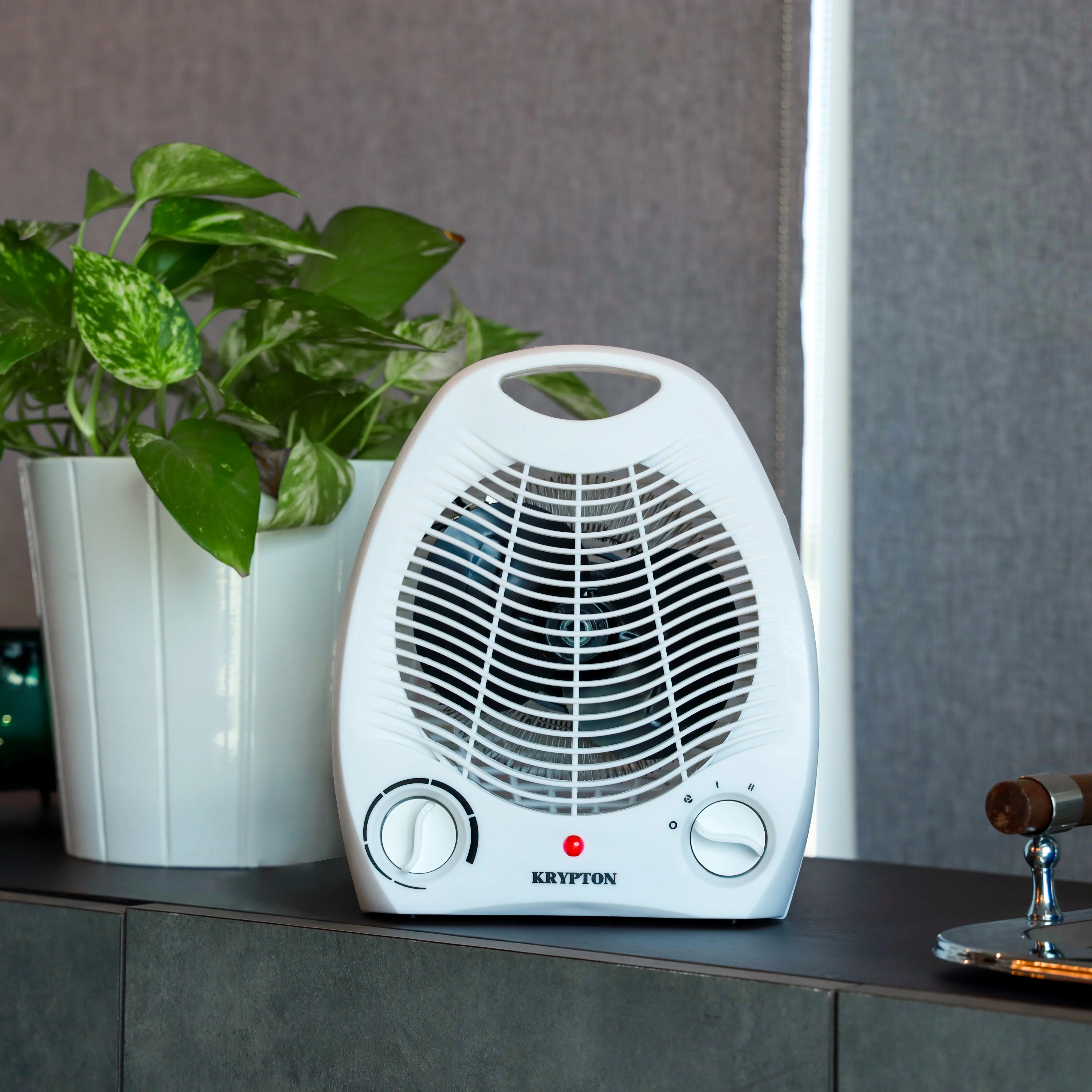 Krypton KNFH6360 Fan Heater 2000W| adjustable thermostat delivers instant heating with dual power settings| cool/warm/hot airflow, portable design for better room comfort - Image 4