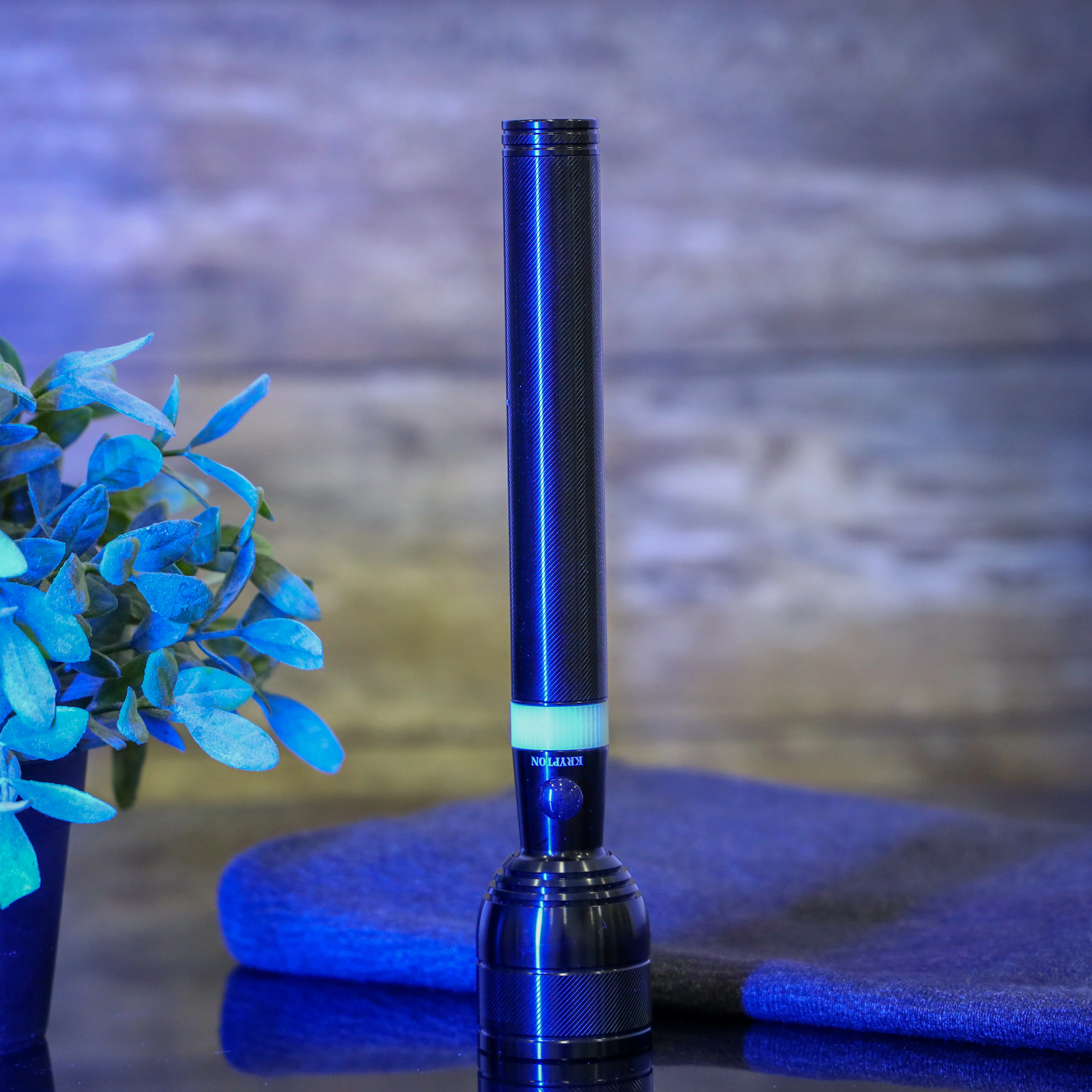 Krypton KNFL5027 Rechargeable LED Flashlight| powerful CREE LED with 5000mAh battery| long-range beam, durable body, and reliable outdoor and emergency performance| - Image 2