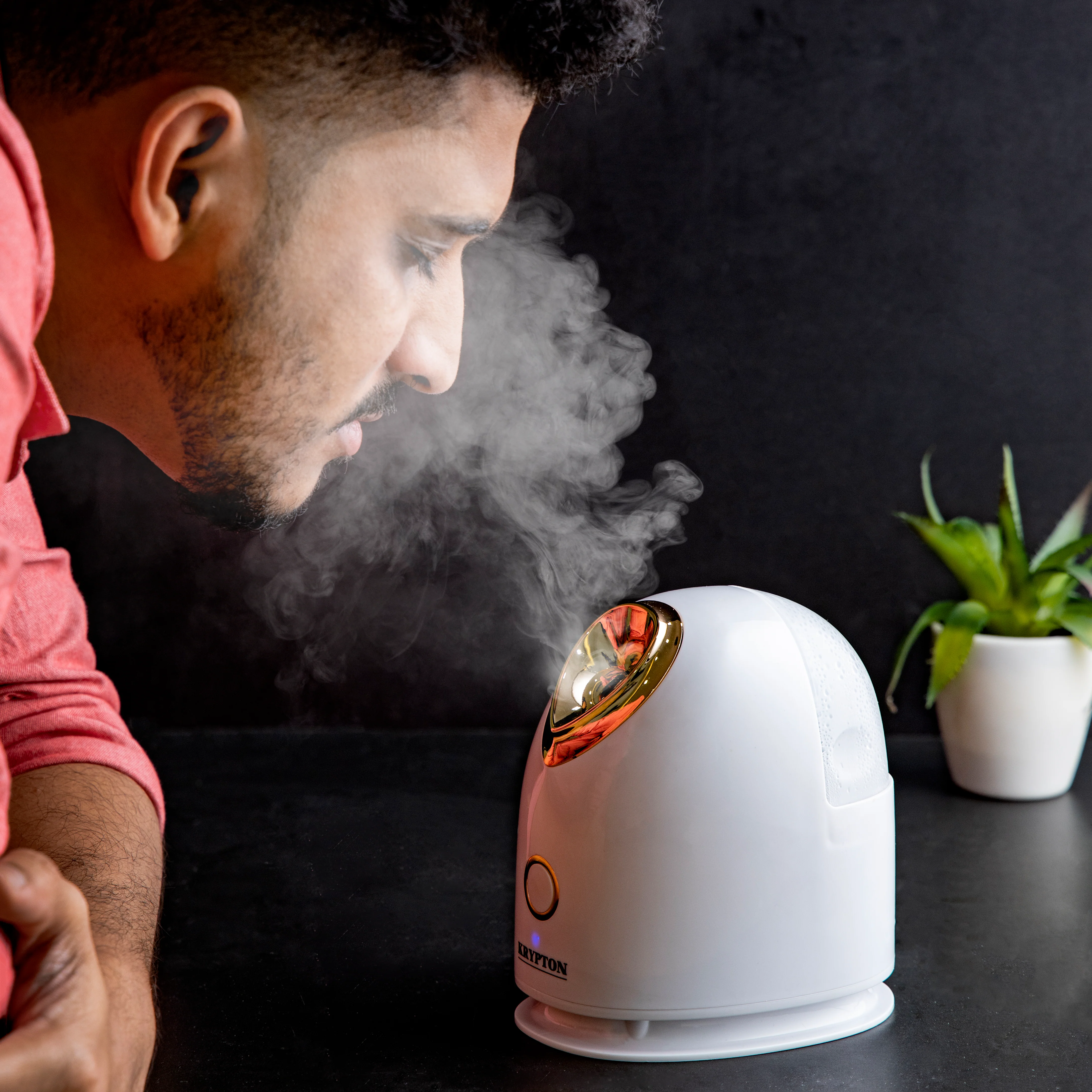 Krypton KNFS6327 Facial Steamer features 280W power| rapid mist in 50 seconds with gentle 40°C steaming| one-touch operation, and auto shut-off safety for skincare use| - Image 3