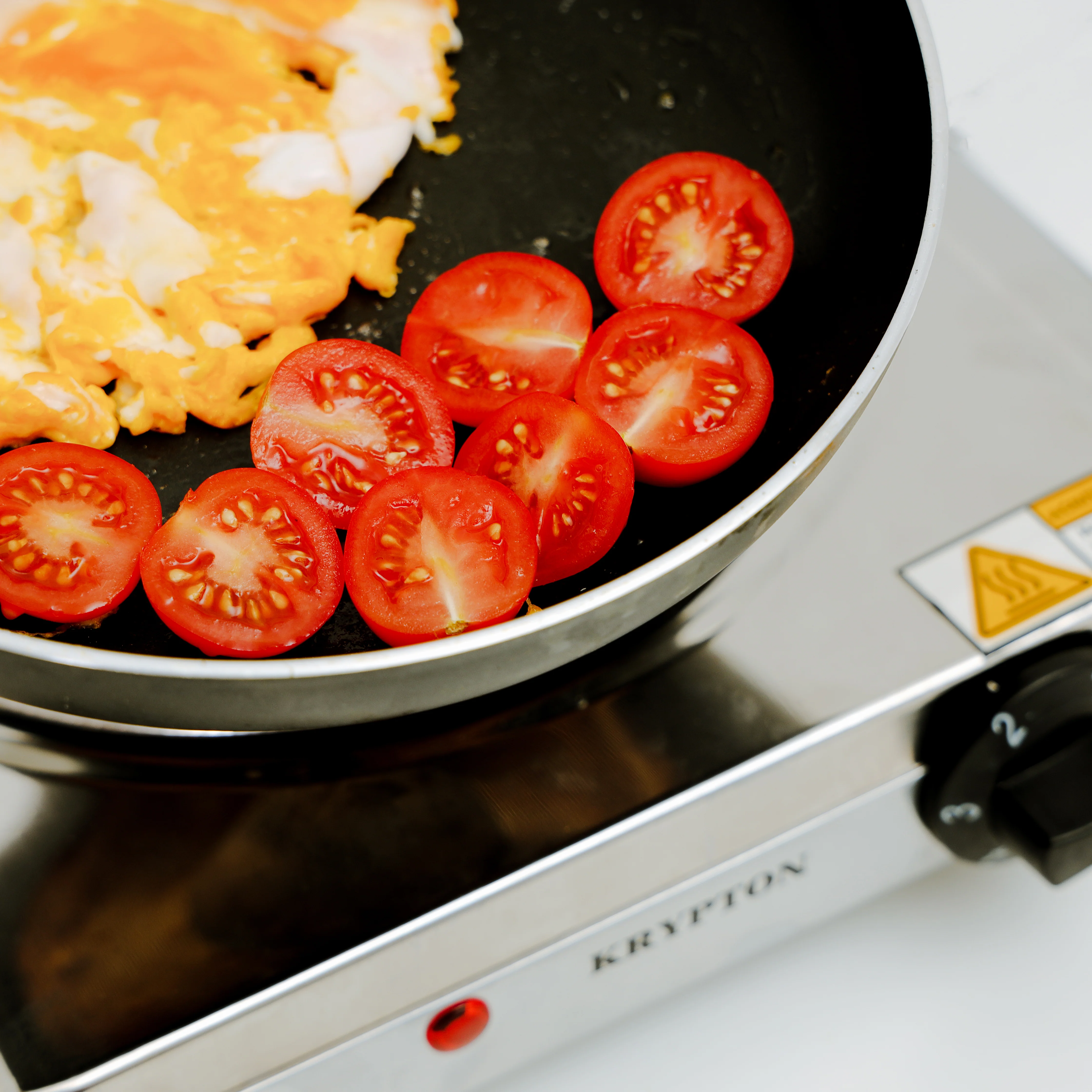 Krypton KNHP6289 Stainless Steel Hot Plate 1500W | adjustable temperature control, overheat protection, indicator light, compact single burner design for everyday use - Image 5