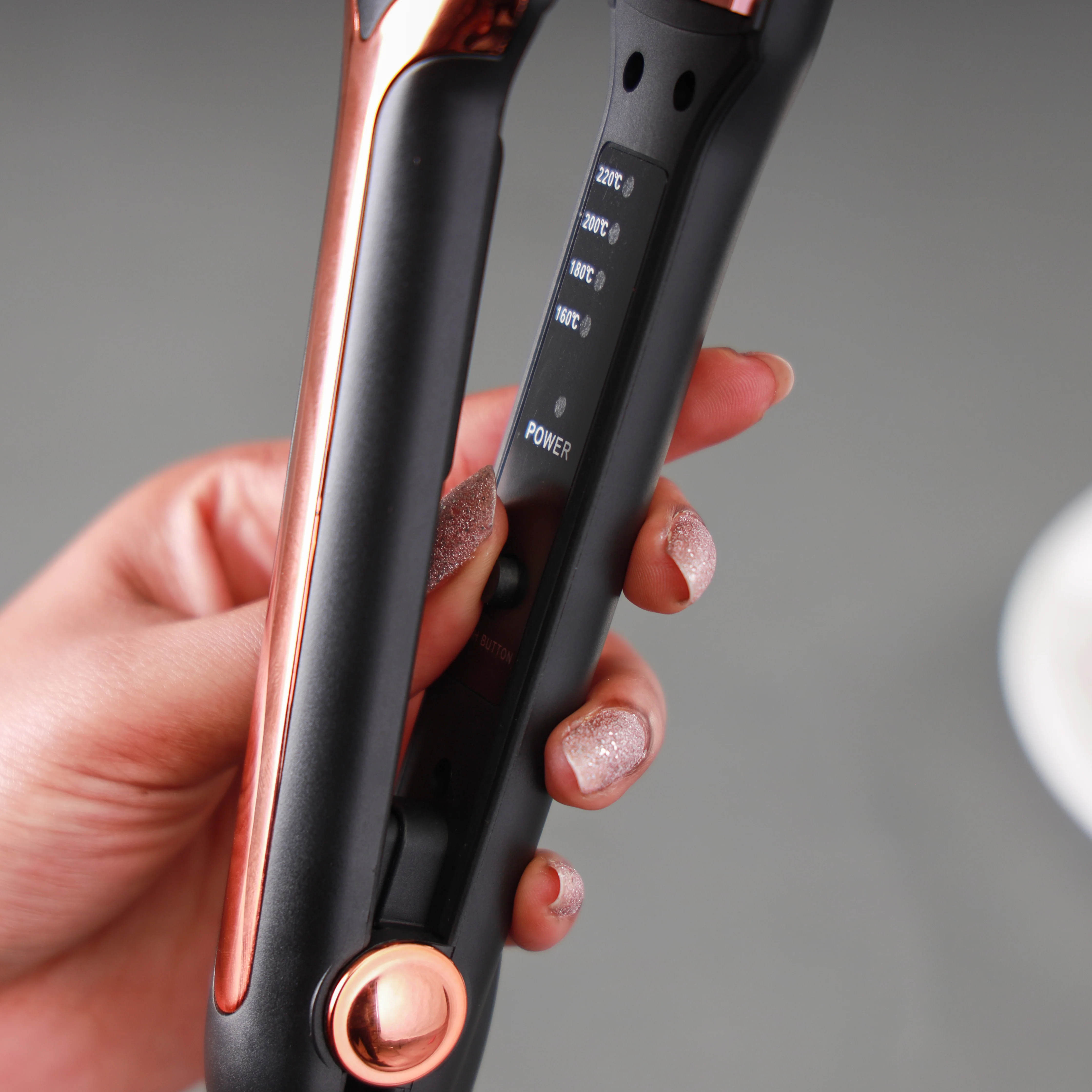 Krypton KNHS6604 Corn Hair Straightener | Ceramic Plates, Fast PTC Heating Technology, Adjustable Temperature Control, Quick Heat-Up, Safe Styling for All Hair Types - Image 3