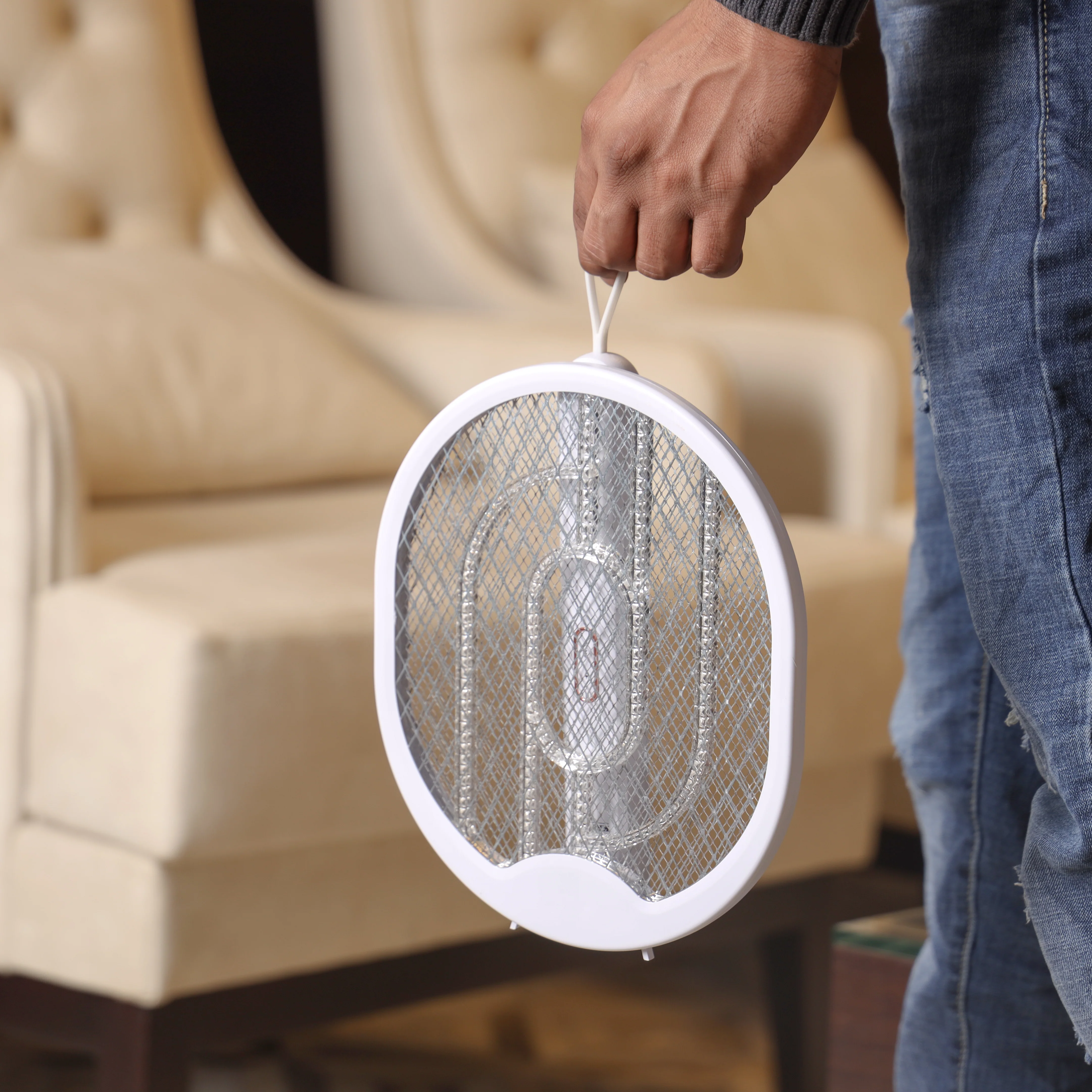 Krypton KNMB5021 rechargeable insect killer bat| 1200mAh battery, 6 high-power UV lights & USB charging| up 10 hours runtime, mosquito control indoors outdoors| - Image 4