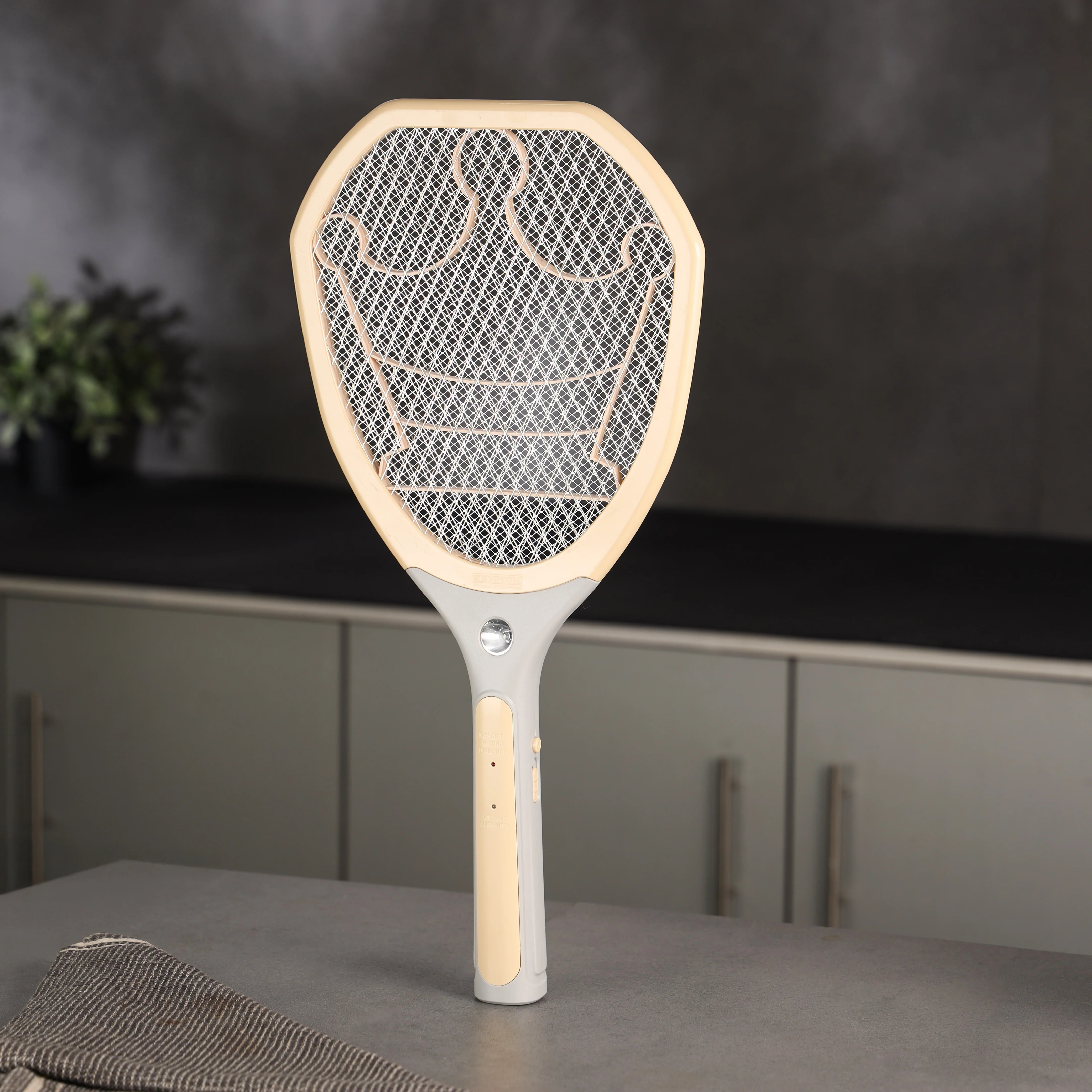 Krypton KNMB6180 Electric Mosquito Bat | features a rechargeable 1200mAh battery | built-in LED light, 3-layer safety mesh, & powerful insect killing performance - Image 2