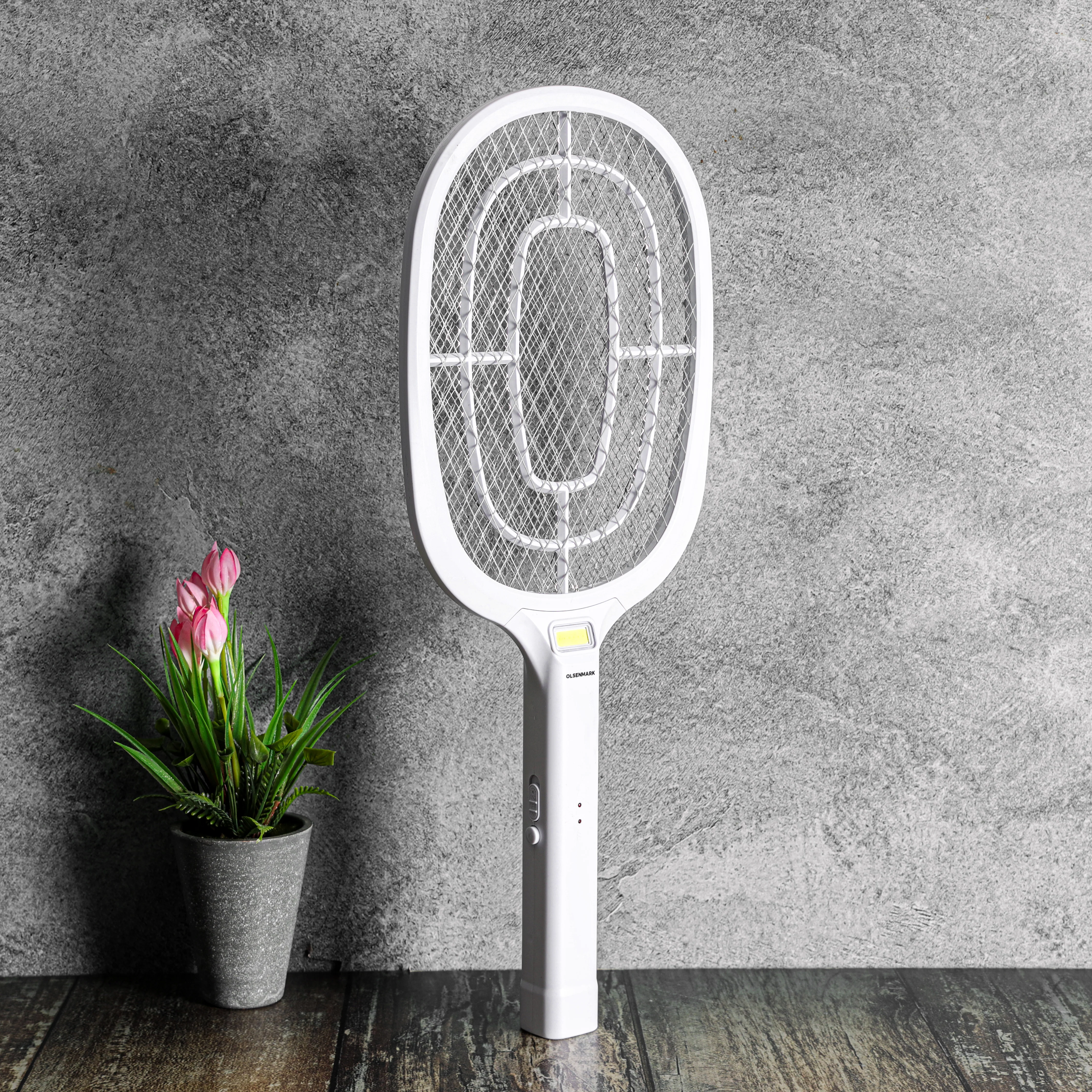 Olsenmark OMBK1871 Electric Mosquito Swatter| rechargeable 400mAh battery, AC charging, wide coverage and long-lasting performance| mosquito control at home & office| - Image 3