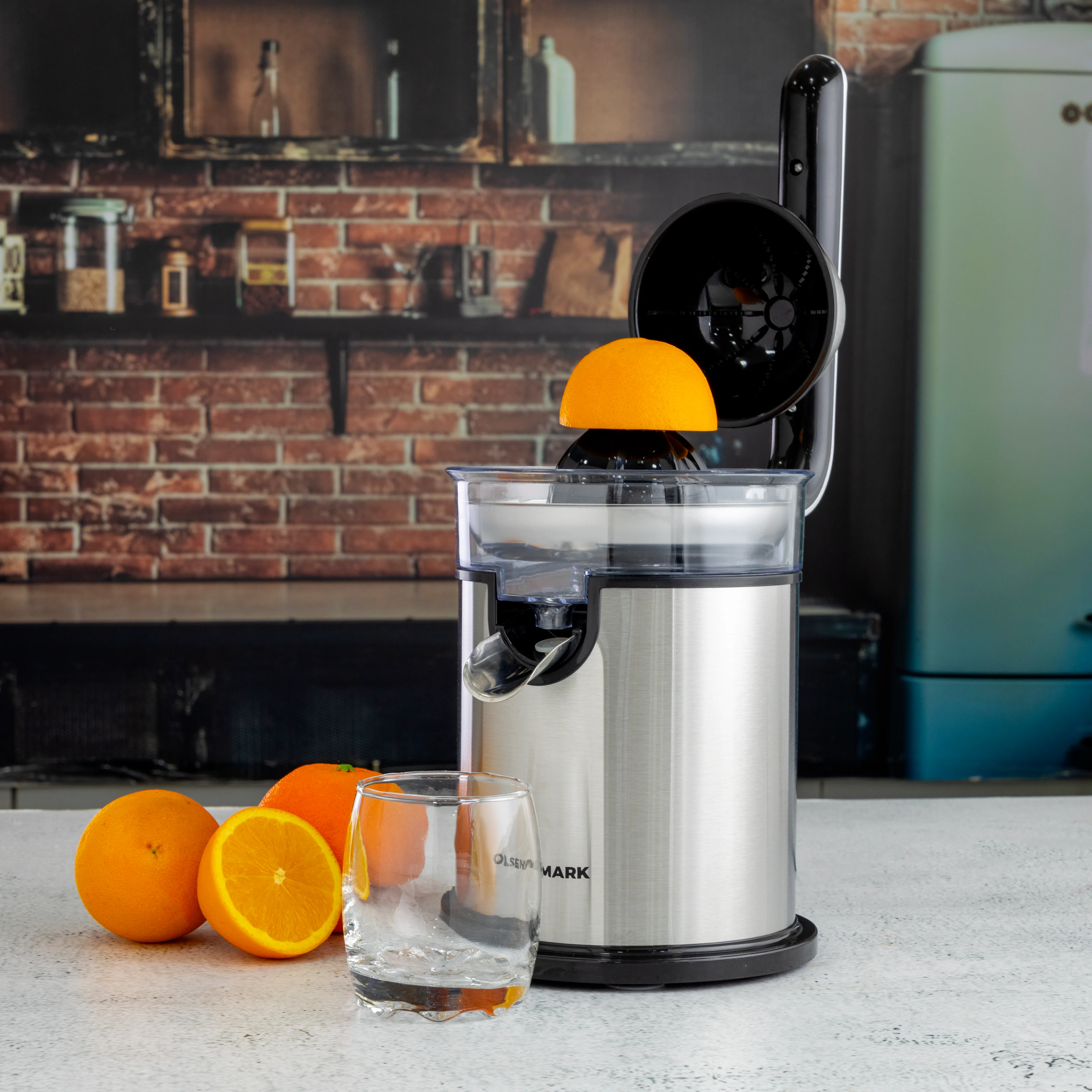 Olsenmark OMCJ2487 Citrus Juicer 300W| stainless steel cone & filter, anti-drip spout| dual cones, copper motor, anti-slip base, detachable parts for easy use & cleaning| - Image 3