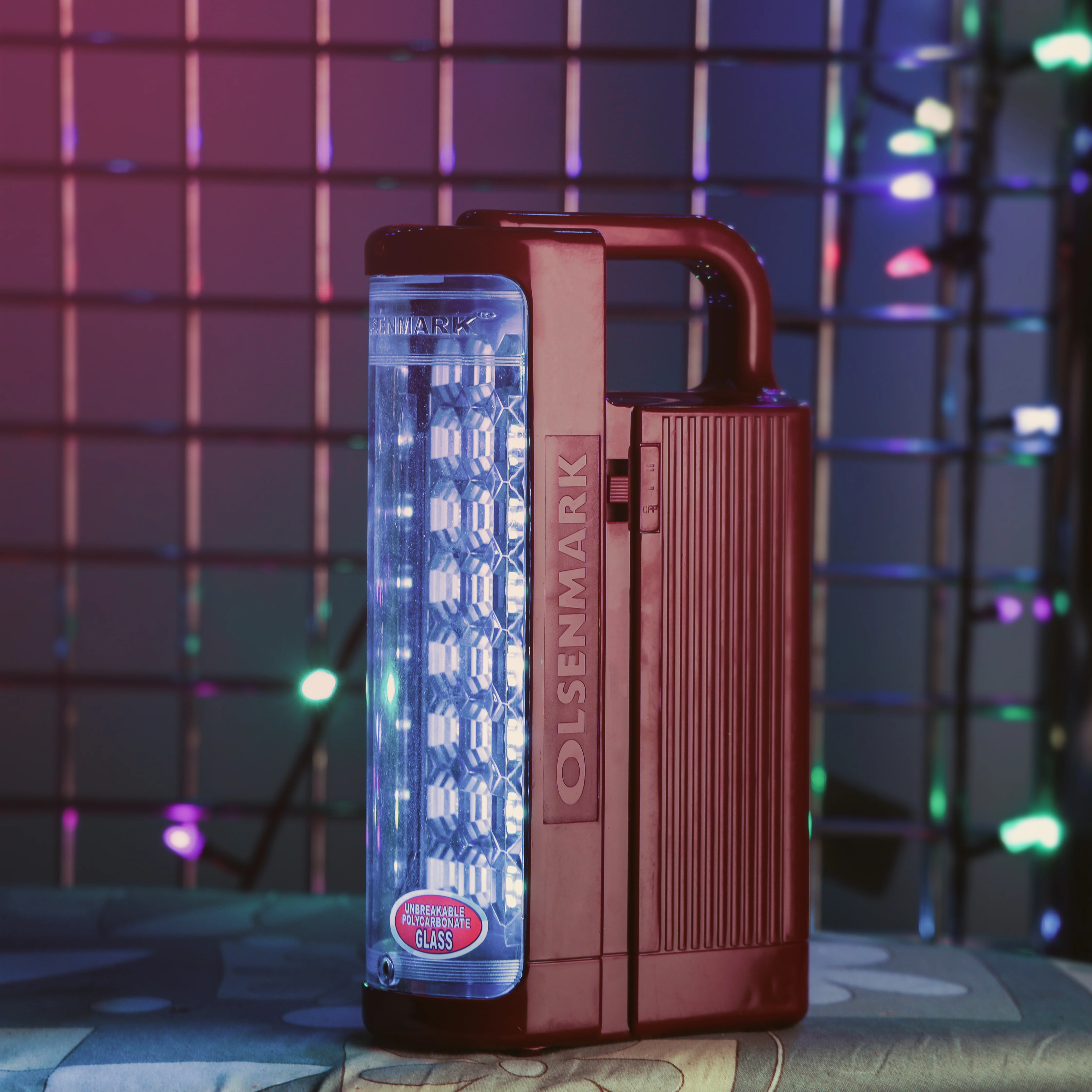 Olsenmark OMEFL2804 Rechargeable LED Lantern with Flashlight| 24 Bright SMD LEDs, Long Battery Backup, 2000m Range CREE LED Torch| Emergency Light for Home & Outdoor Use| - Image 4