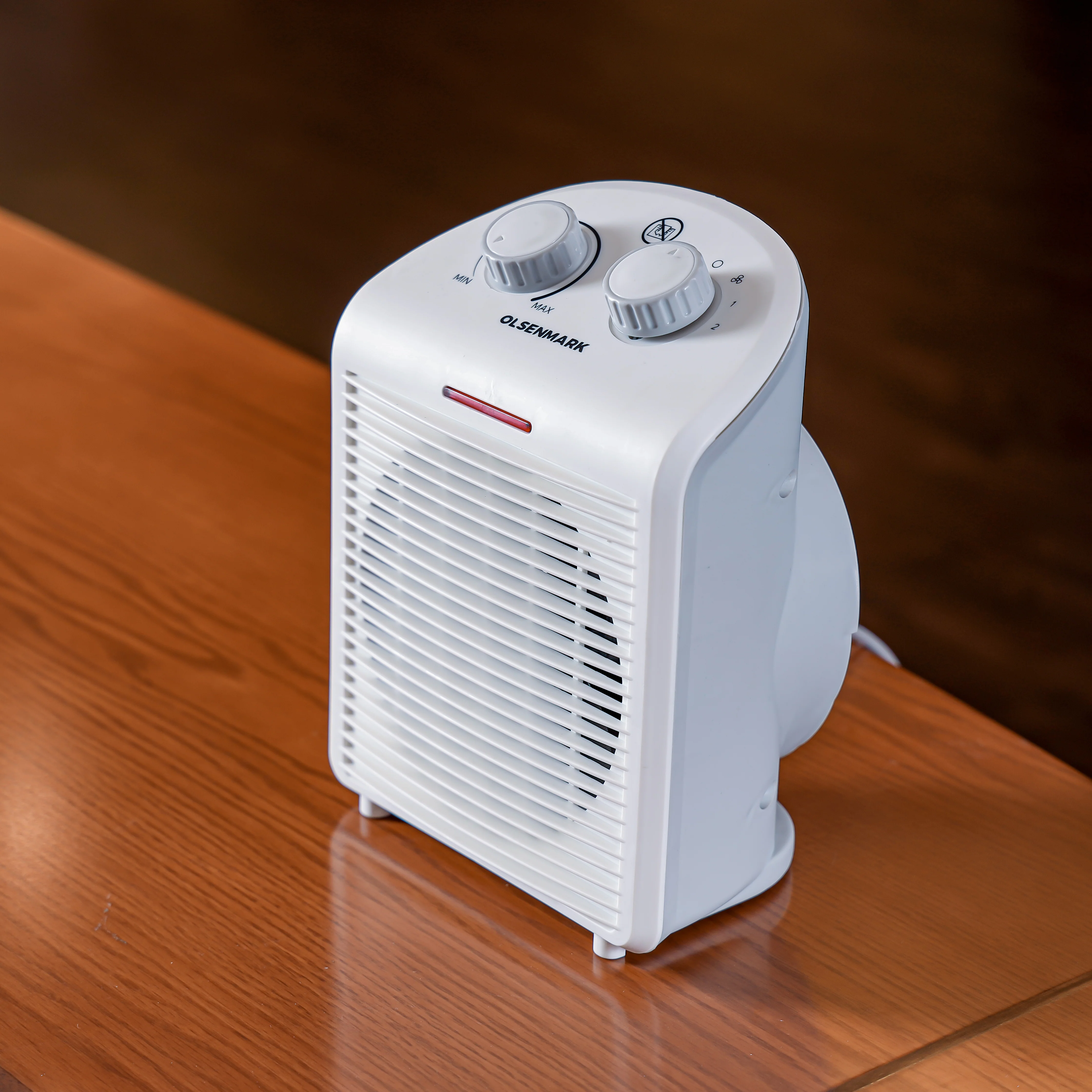 Olsenmark OMFH1637 2000W Fan Heater| adjustable thermostat, fan/warm/hot modes & overheat protection| quick heating, indicator light for safe & efficient indoor warmth| - Image 3