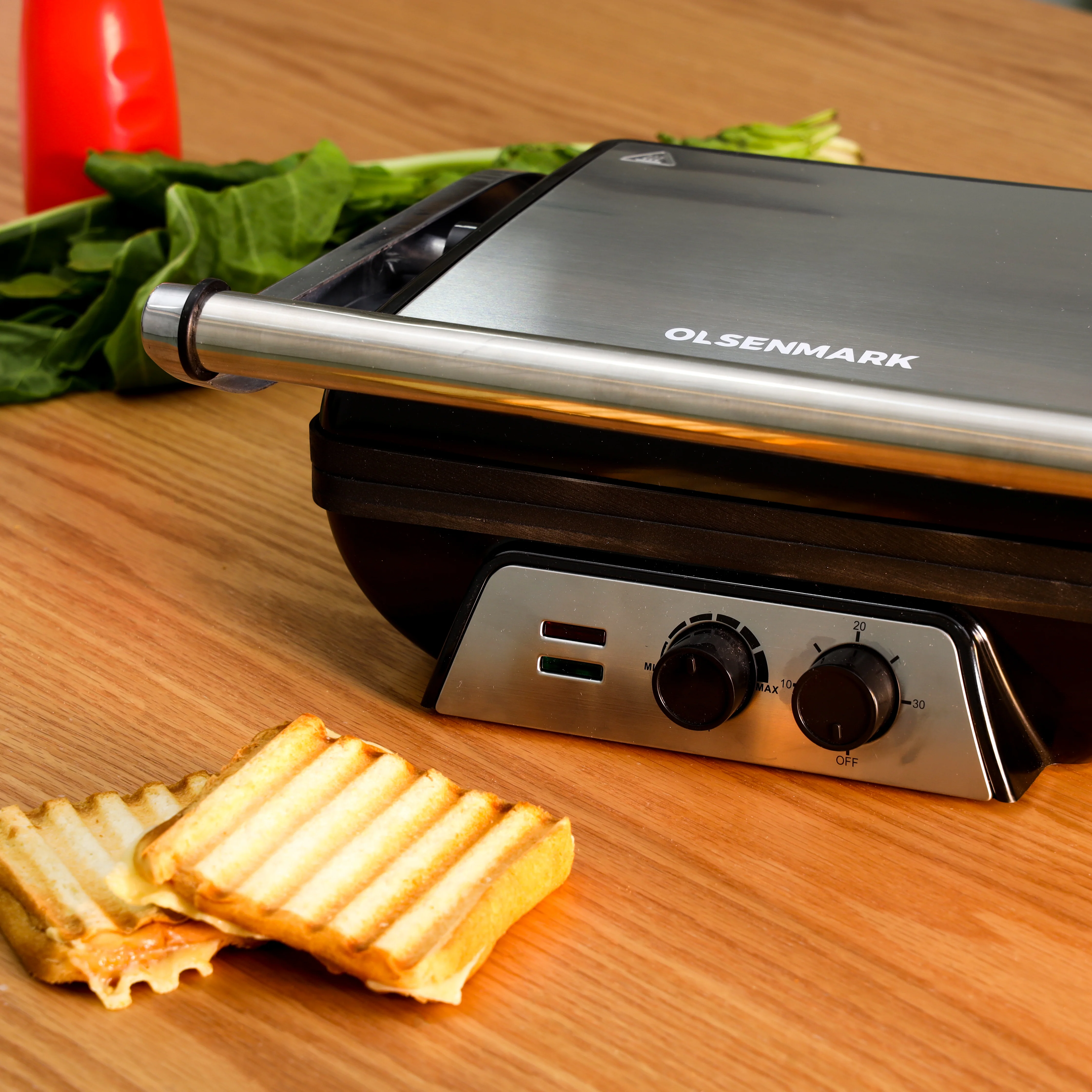 Olsenmark OMGM2441 Super Jumbo Grill Sandwich Maker 2000W| Non-Stick Grill Plate with Adjustable Temperature Control| Drip Tray, Floating Hinge, Cool Touch Handle| - Image 3
