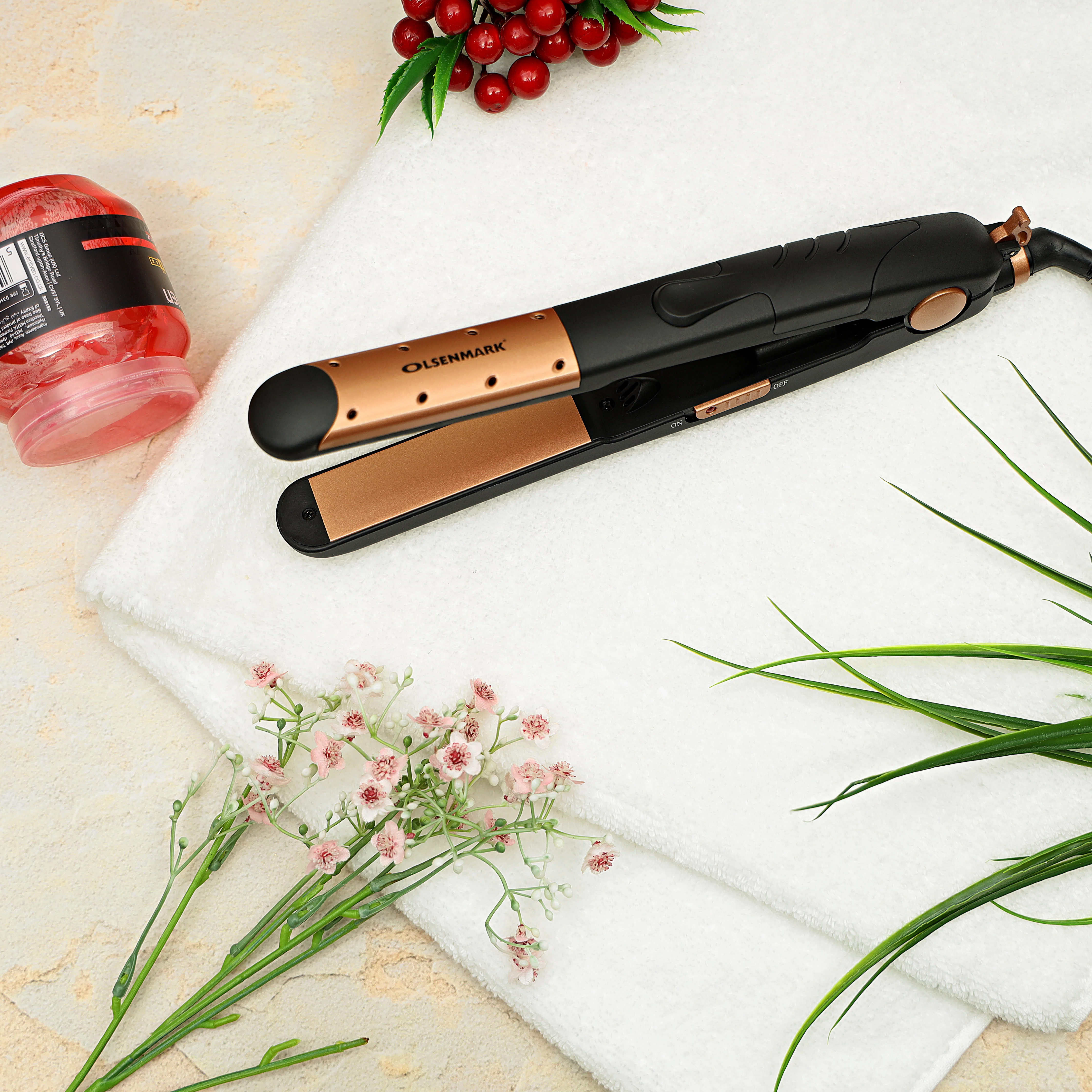 Olsenmark OMH4020 Ceramic Hair Straightener| 180-200°C Temperature Range & Ceramic Coated Plates| Smooth Gliding Design for Professional and Efficient Hair Styling| - Image 2
