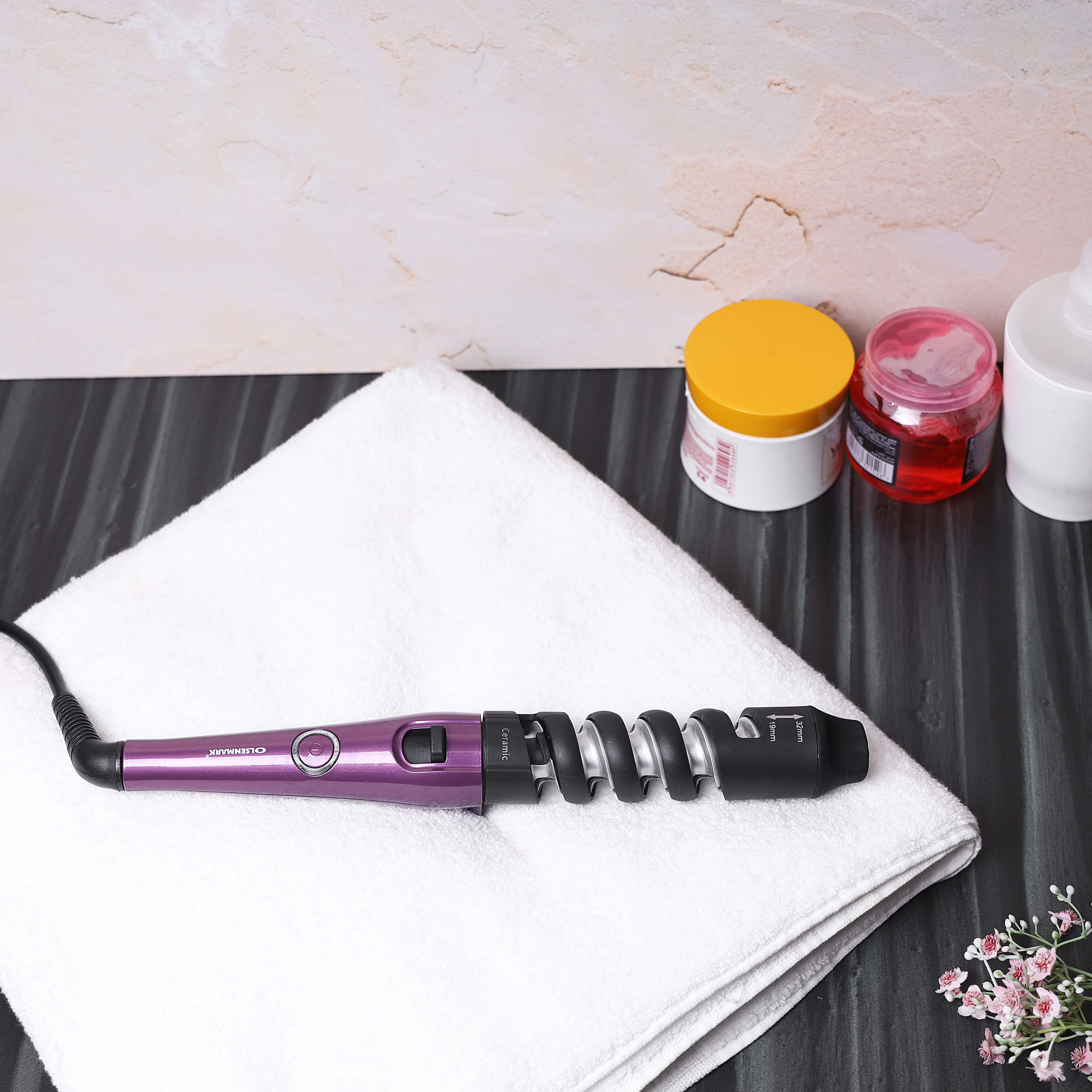 Olsenmark OMH4078 Ceramic Hair Curler| Spiral Curling Guide, Fast Heating Technology & Easy ON/OFF Switch| Swivel Cord for Smooth, Long-Lasting Curls & Easy Hair Styling| - Image 2