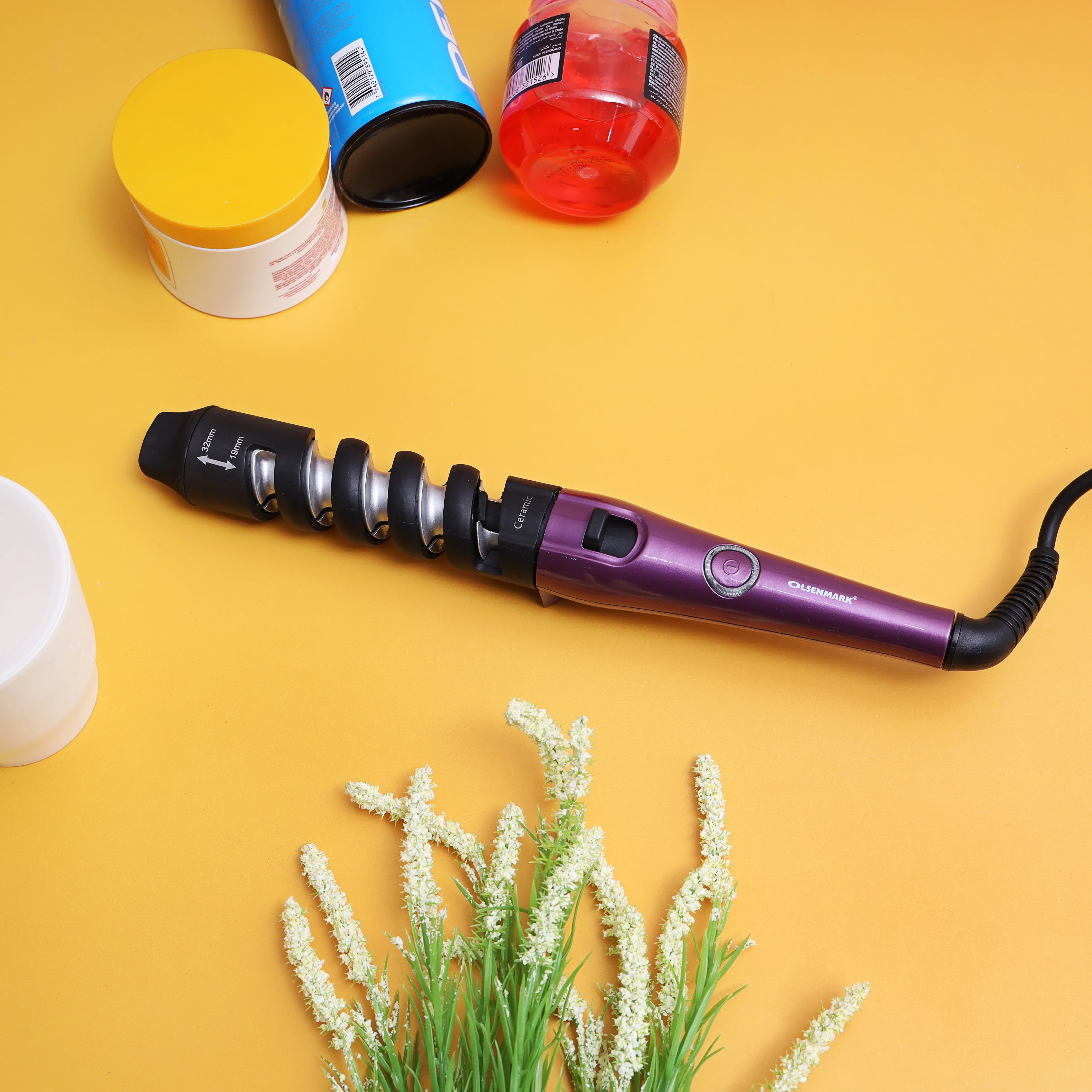 Olsenmark OMH4078 Ceramic Hair Curler| Spiral Curling Guide, Fast Heating Technology & Easy ON/OFF Switch| Swivel Cord for Smooth, Long-Lasting Curls & Easy Hair Styling| - Image 3