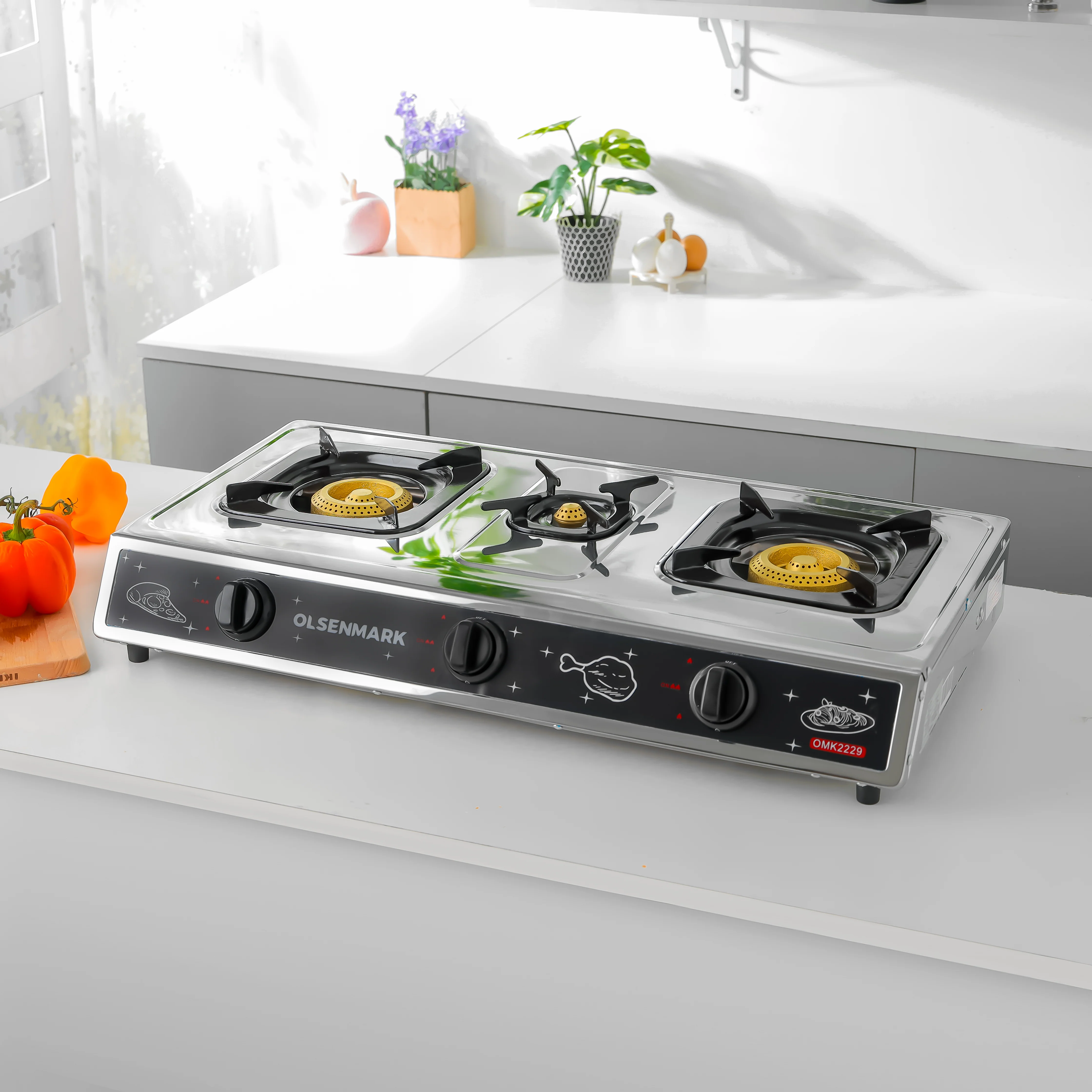 Olsenmark OMK2229 3 Burner Gas Cooker| durable stainless-steel body, cast iron burners & piezo auto ignition| efficient heating, low gas consumption and ABS knobs| - Image 2